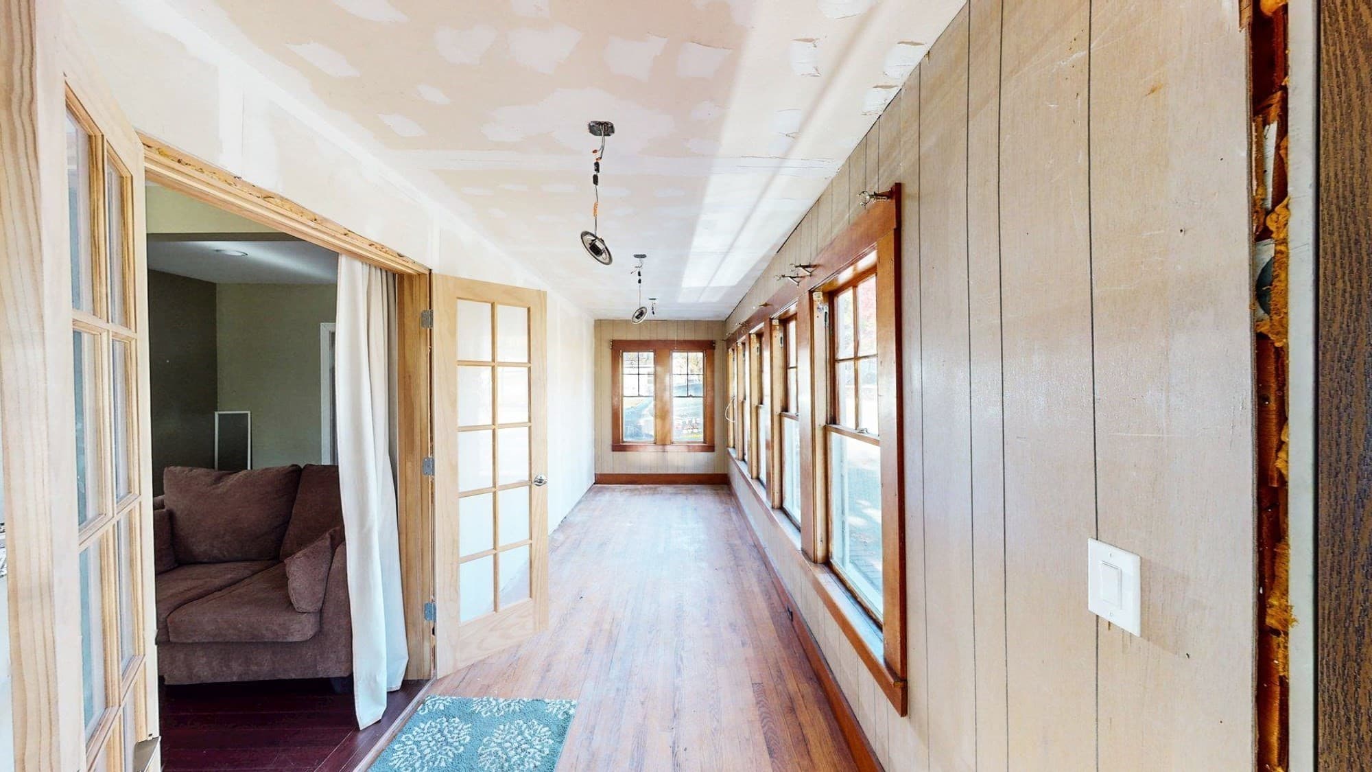 Single Family Residence at 146 Old Rd, Dracut MA 01826, photo 18 of 29