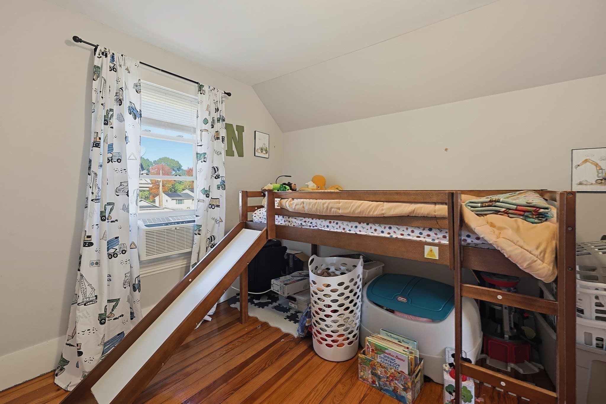 Single Family Residence at 116 Gladstone St, Brockton MA 02302, photo 18 of 25