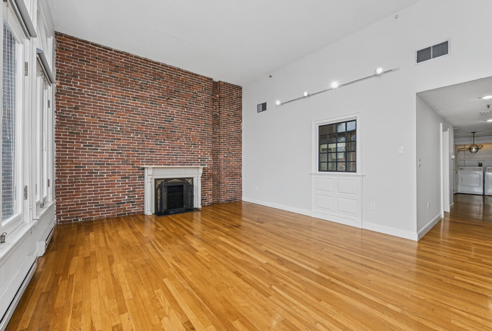 Condominium at 219 Central St # 3A, Lowell MA 01852, Lowell, photo 7 of 31