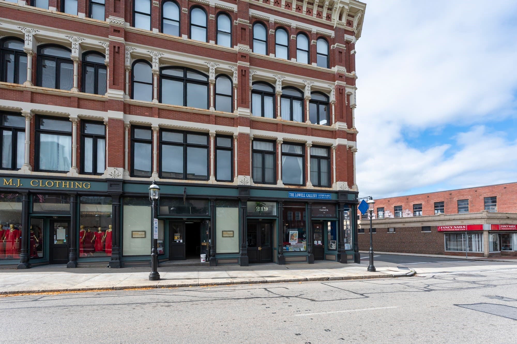Condominium at 219 Central St # 3A, Lowell MA 01852, Lowell, photo 28 of 31
