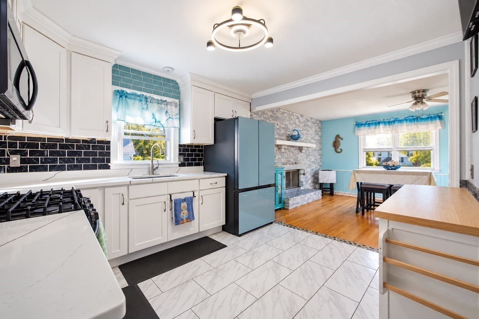 Single Family Residence at 11 Anne St, East Longmeadow MA 01028, East Longmeadow, photo 11 of 29