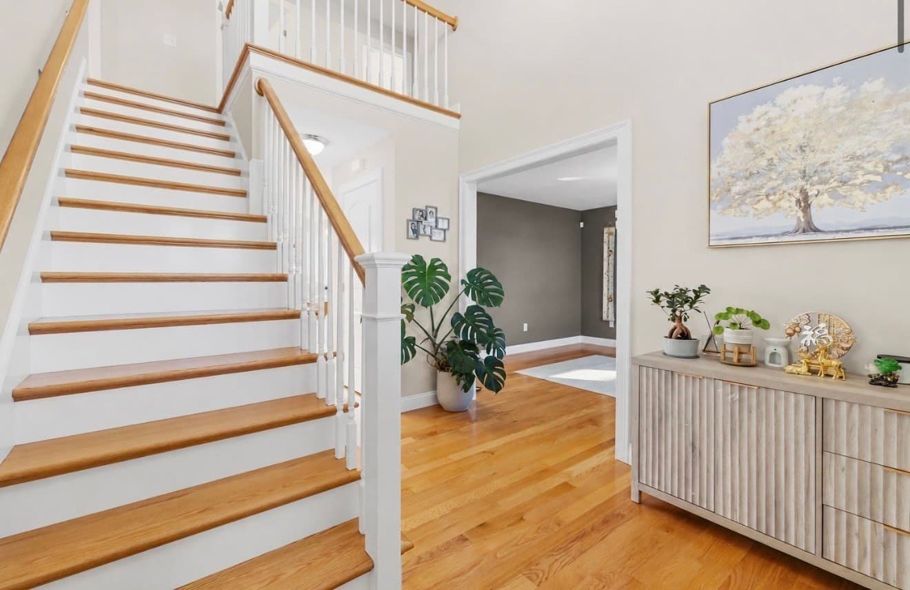 Single Family Residence at 8 Lannister Ln, Seekonk MA 02771, Seekonk, photo 3 of 35