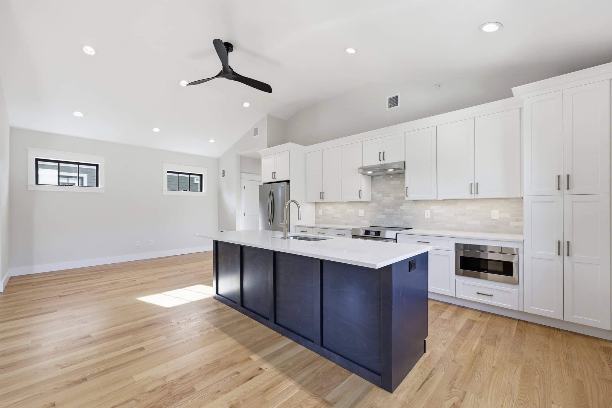 Condominium at 14 Garfield St. # B3, Northampton MA 01062, photo 31 of 38