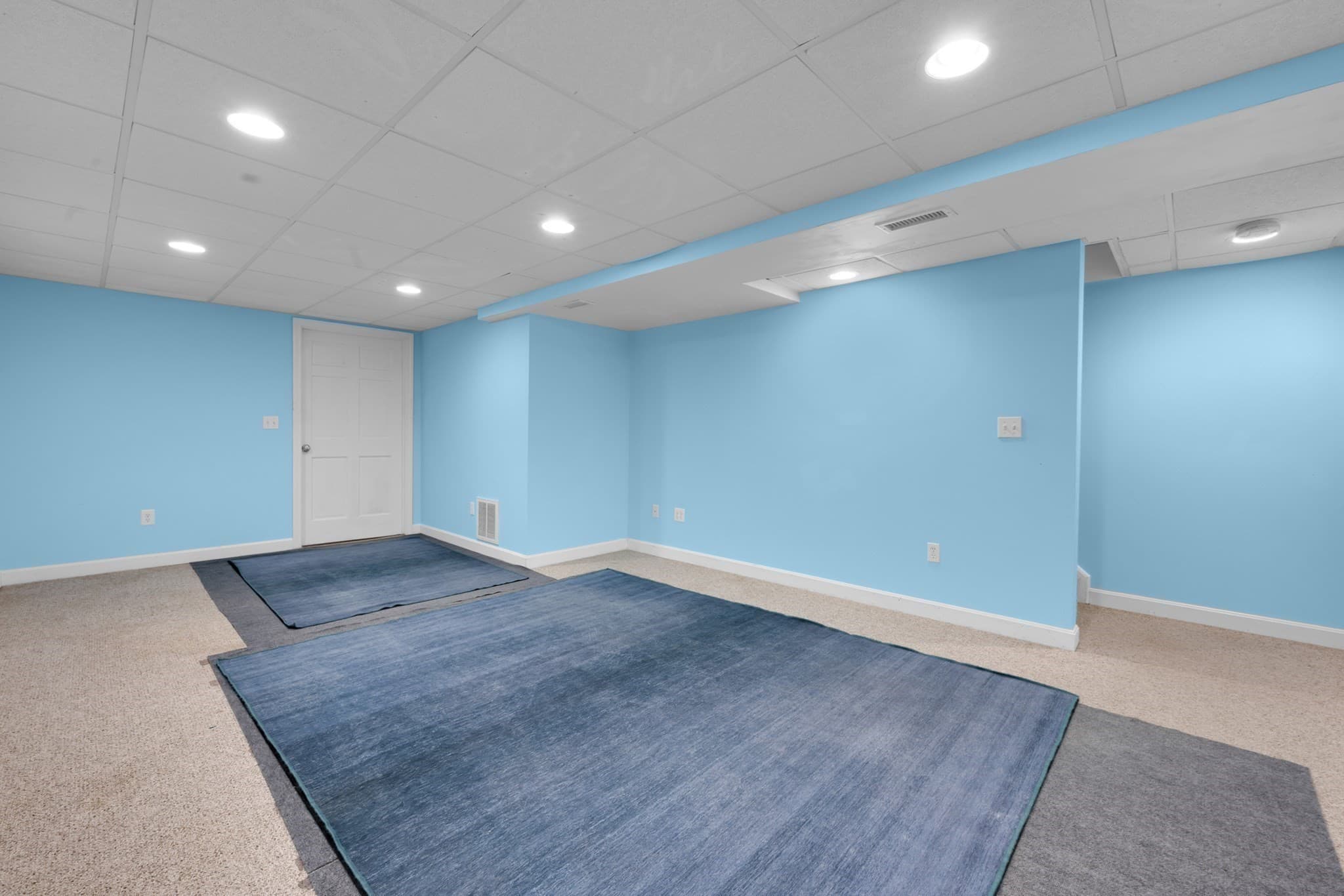 Condominium at 34 Brookdale Circle # 34, Shrewsbury MA 01545, Shrewsbury, photo 27 of 42