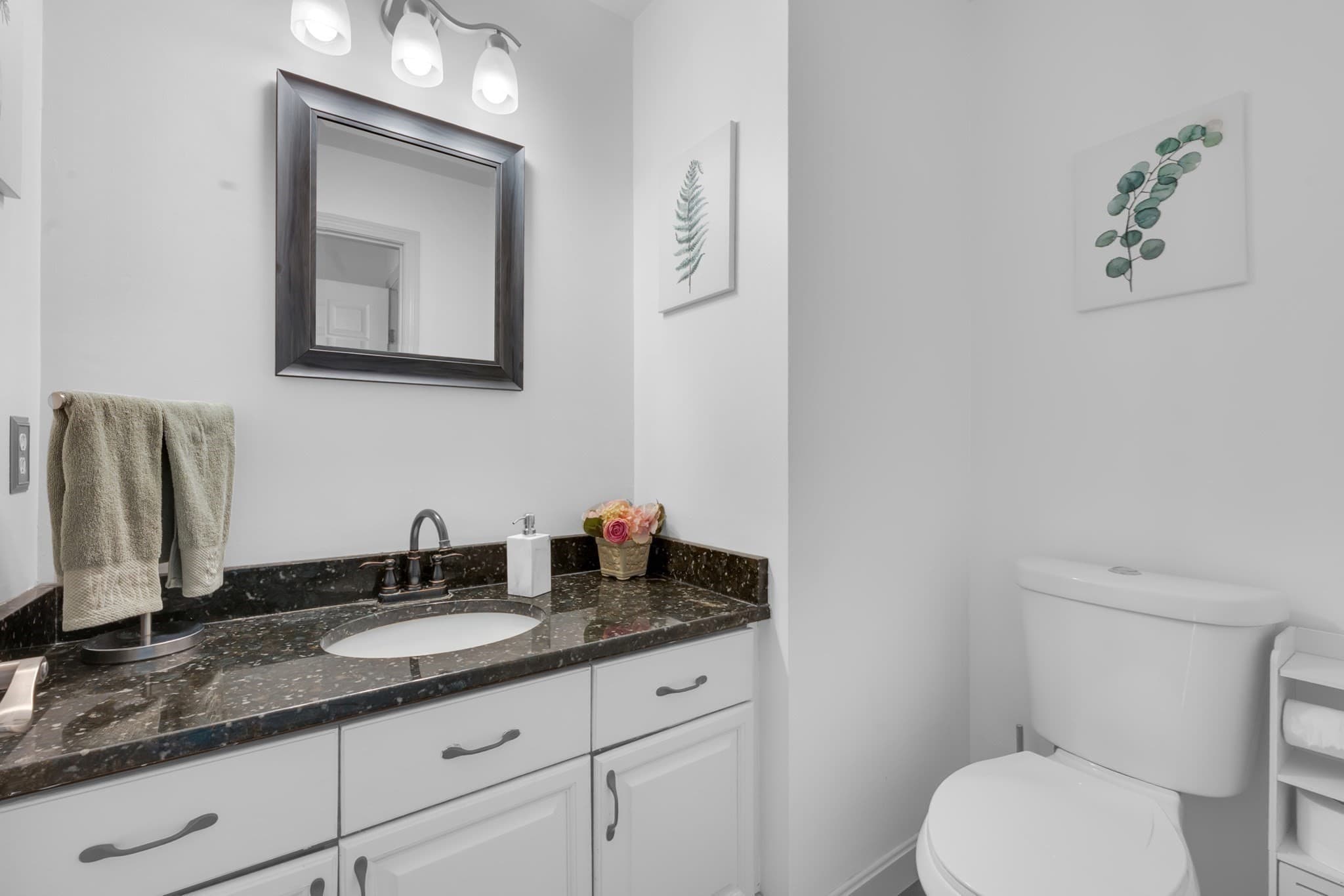 Condominium at 34 Brookdale Circle # 34, Shrewsbury MA 01545, Shrewsbury, photo 16 of 42