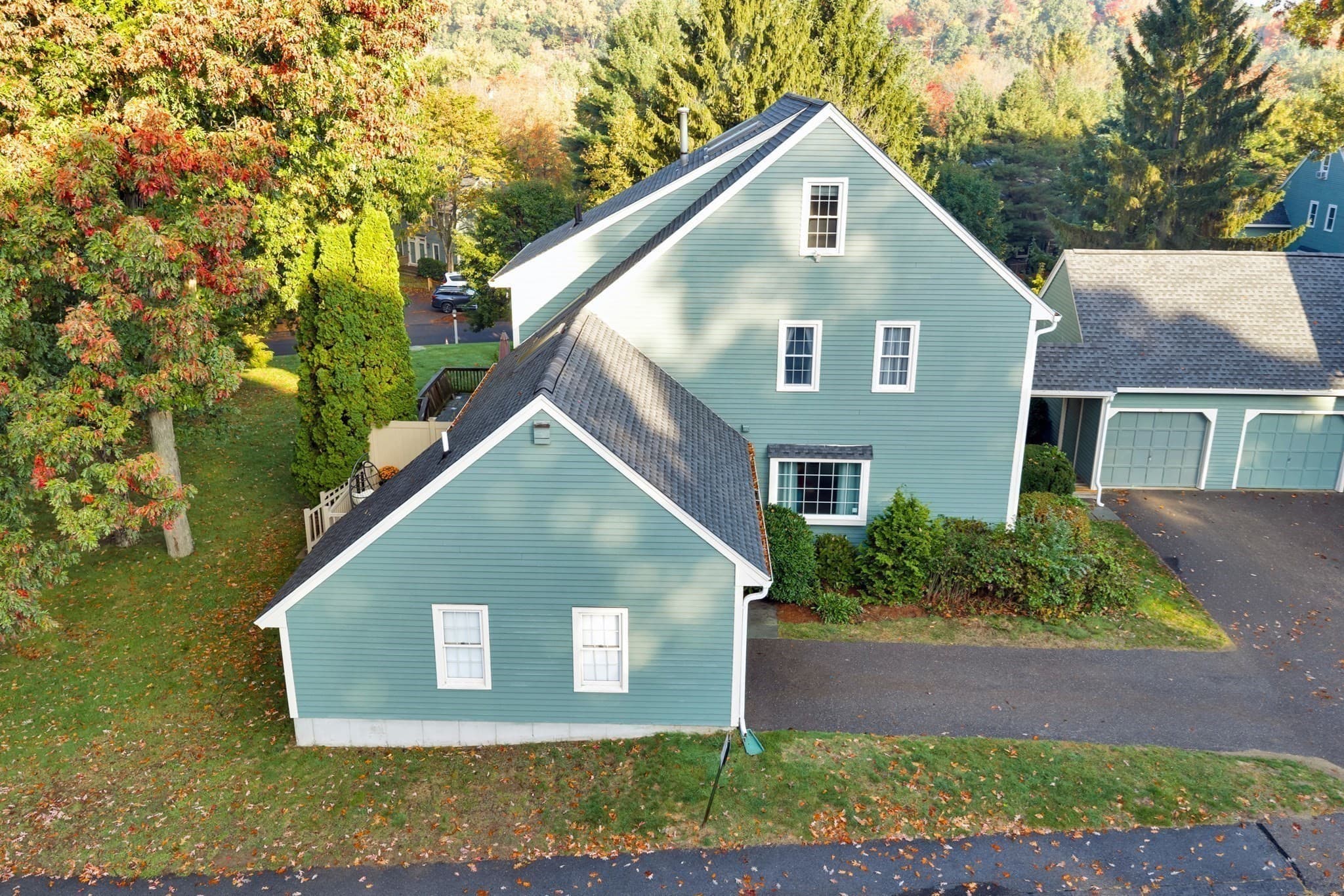 Condominium at 34 Brookdale Circle # 34, Shrewsbury MA 01545, Shrewsbury, photo 35 of 42