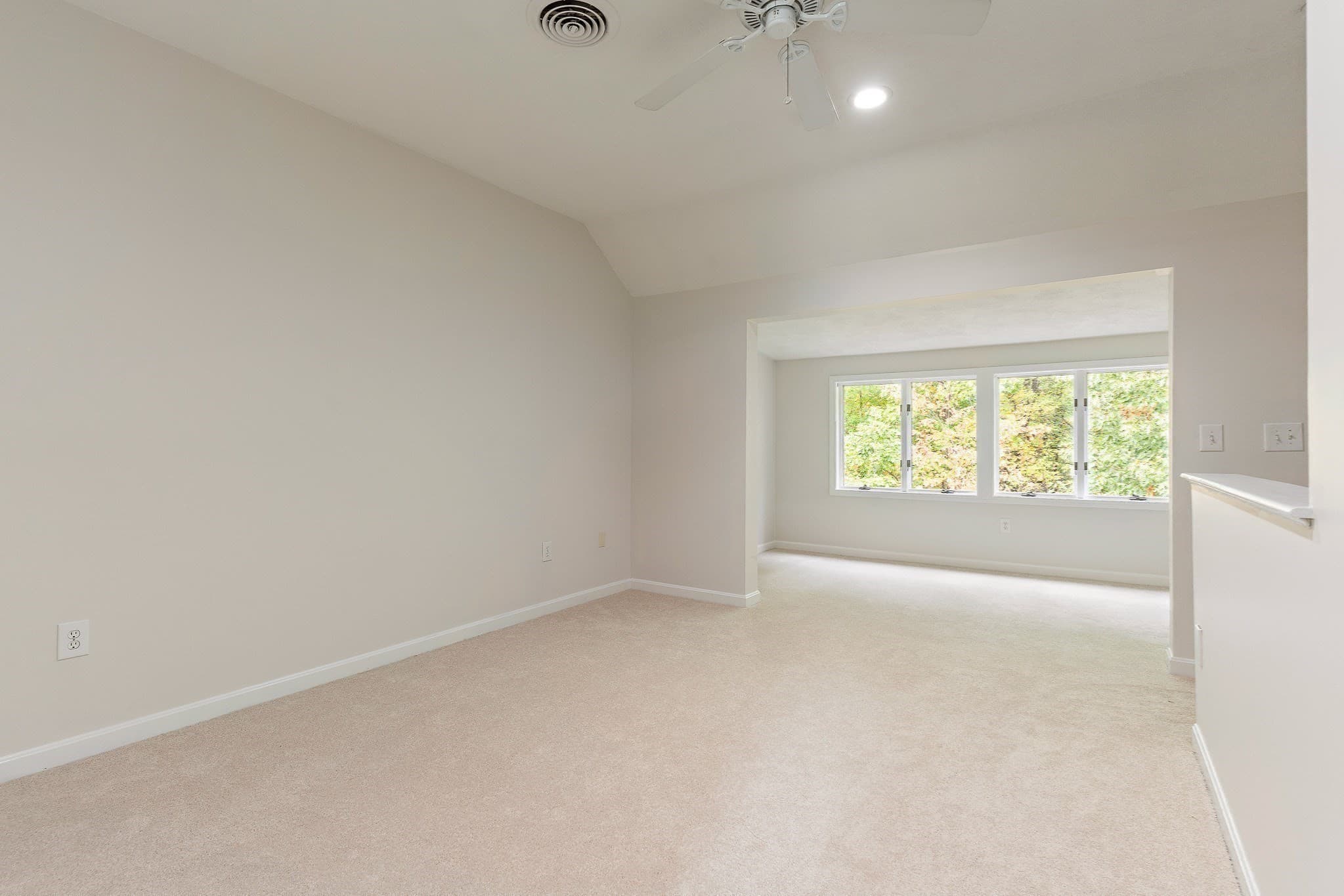 Condominium at 1005 Sherwood Forest Lane # 1005, Saugus MA 01906, Saugus, photo 18 of 34