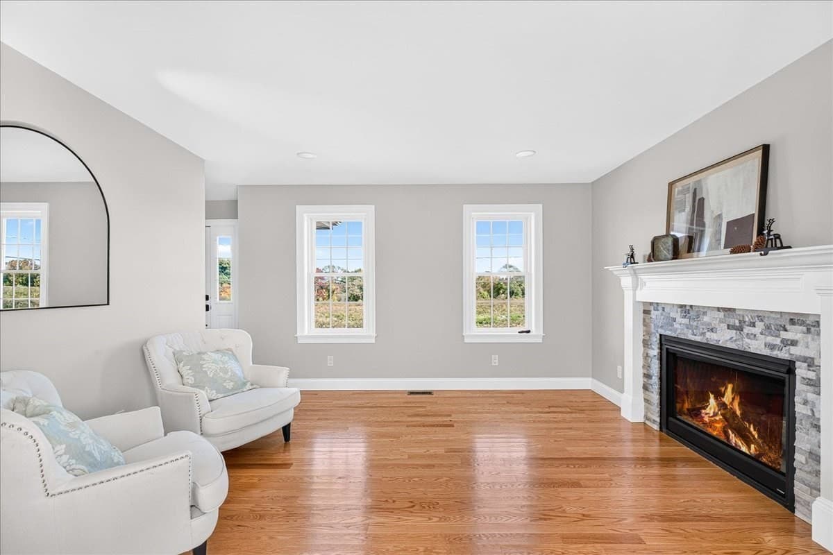 Single Family Residence at 49 Thompson St, Middleboro MA 02346, photo 13 of 42