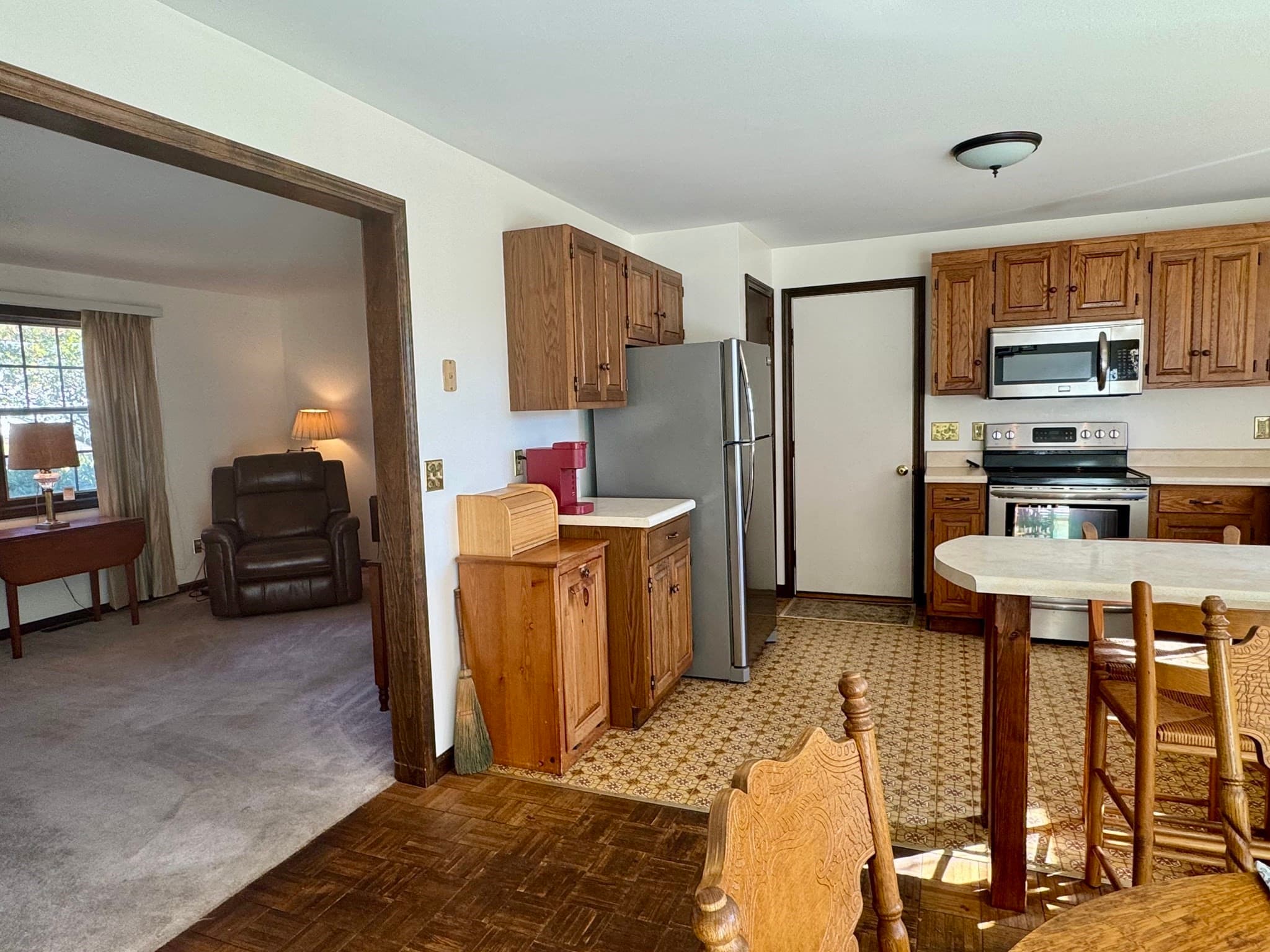 Single Family Residence at 274 Barton Road, Greenfield MA 01301, Greenfield, photo 9 of 25
