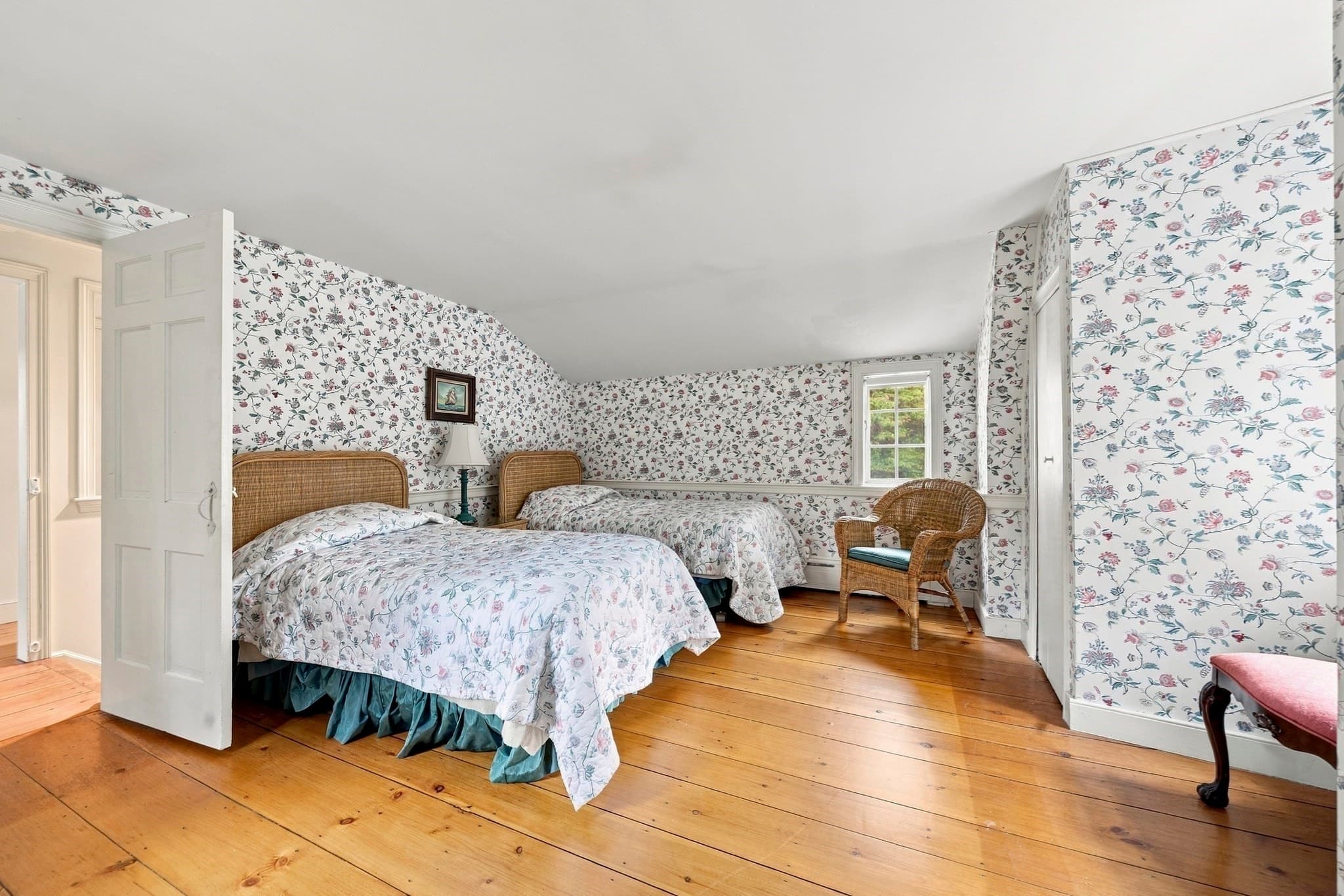 Single Family Residence at 102 Central St, Hingham MA 02043, photo 17 of 21