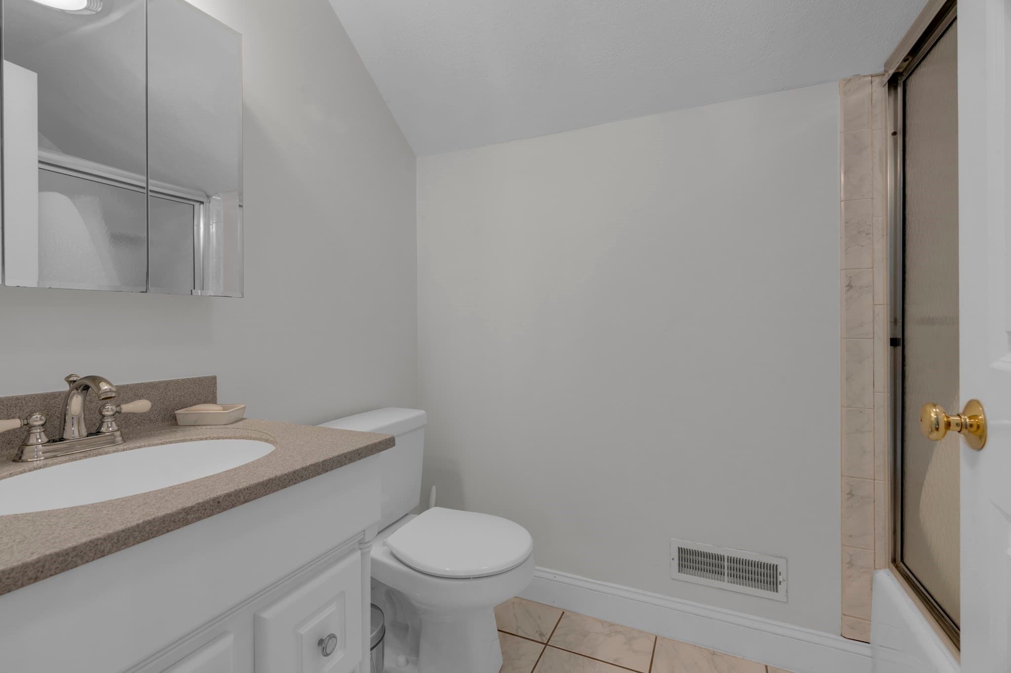 Condominium at 121 Nonantum St # B, Boston MA 02135, Boston, photo 13 of 17
