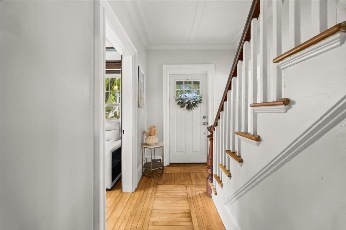 Single Family Residence at 1 Clinton Street, Mansfield MA 02048, Mansfield, photo 6 of 25