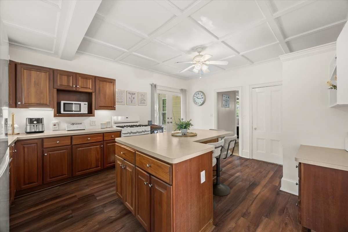 Single Family Residence at 1 Clinton Street, Mansfield MA 02048, Mansfield, photo 7 of 25