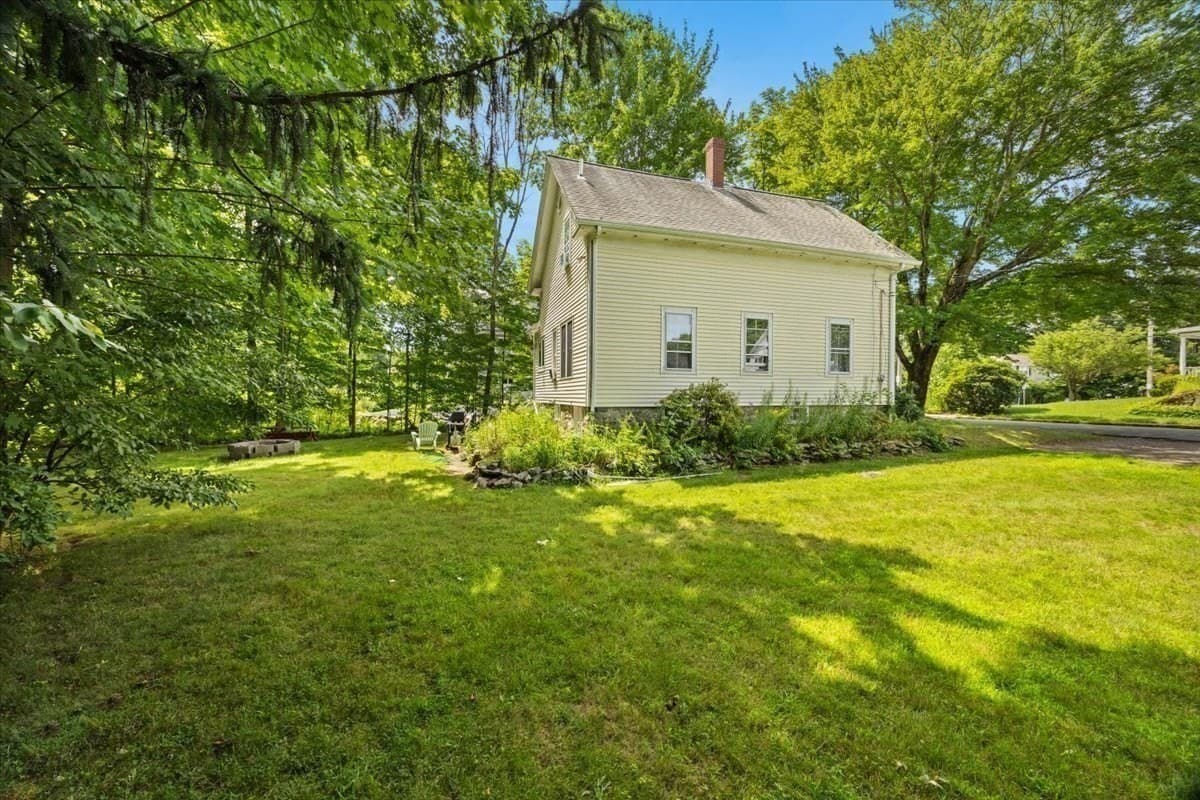 Single Family Residence at 1 Clinton Street, Mansfield MA 02048, Mansfield, photo 3 of 25