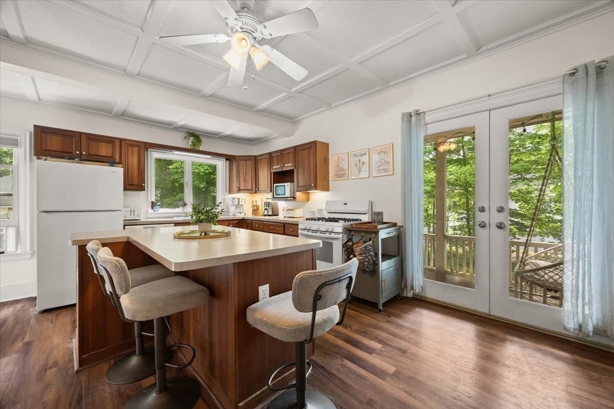 Single Family Residence at 1 Clinton Street, Mansfield MA 02048, Mansfield, photo 10 of 25