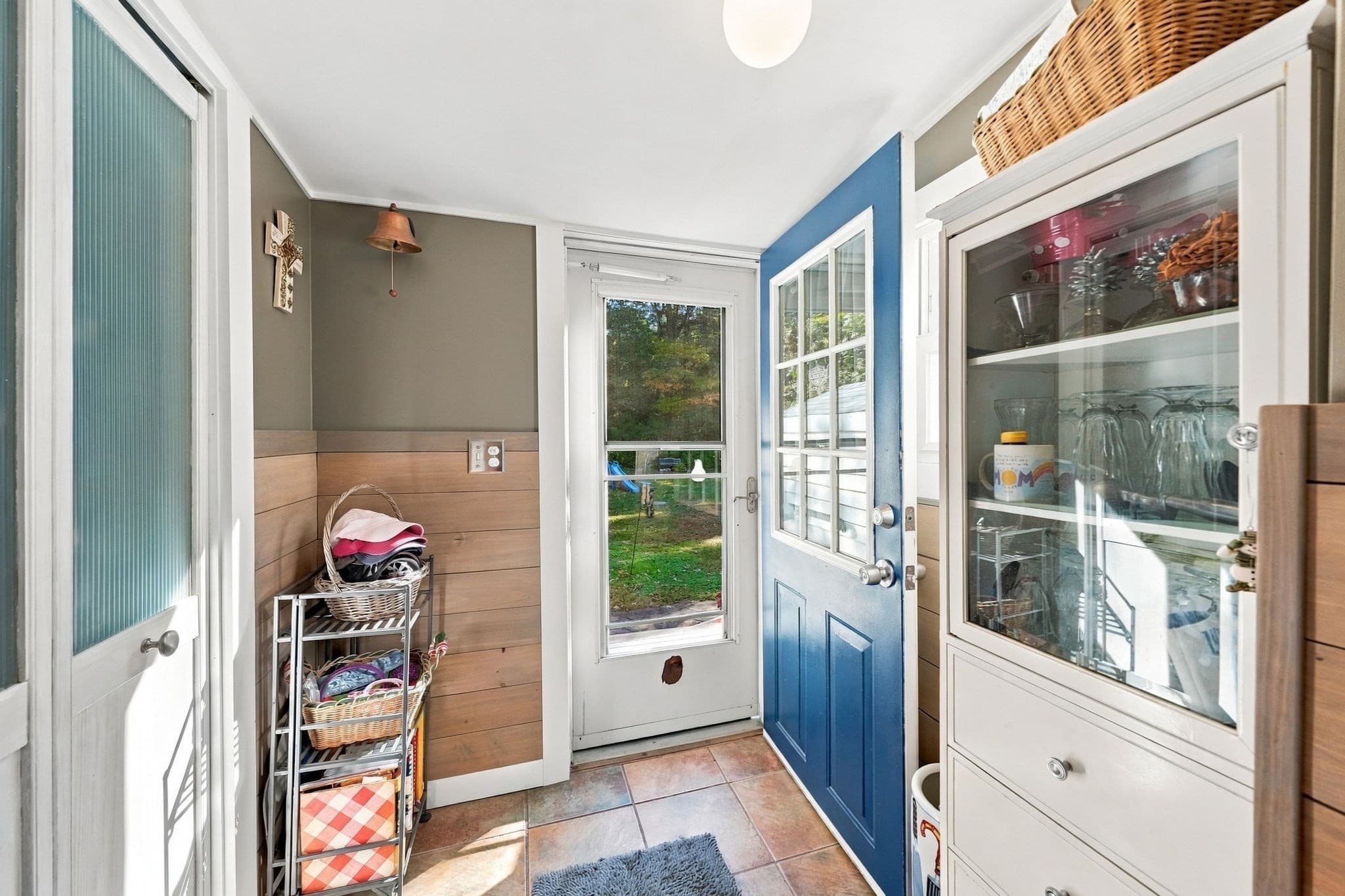 Single Family Residence at 93 Washington St, Westport MA 02790, photo 11 of 19