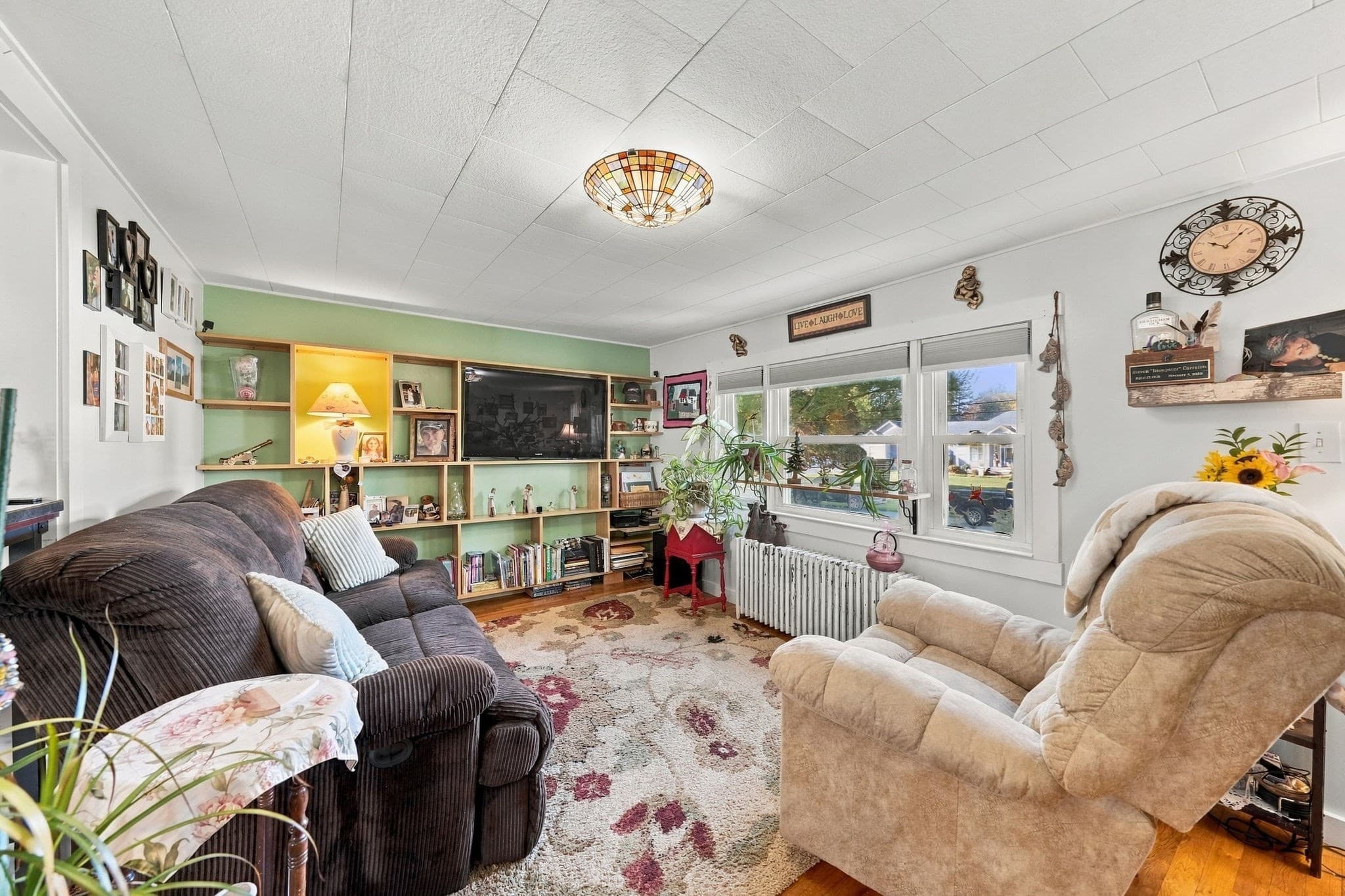 Single Family Residence at 93 Washington St, Westport MA 02790, photo 4 of 19