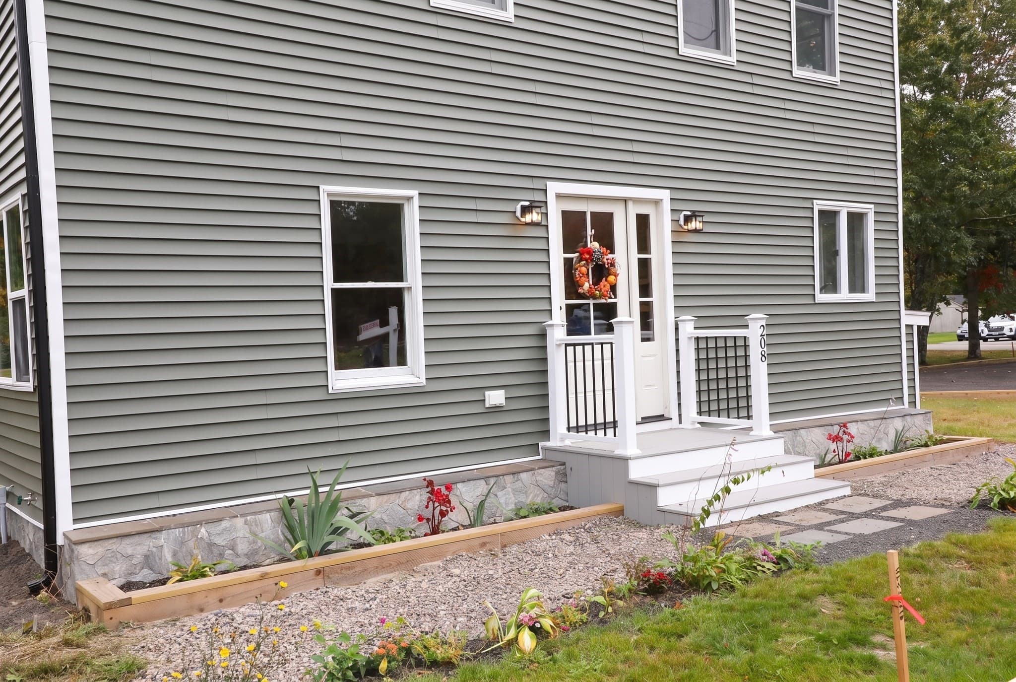 Single Family Residence at 208 Rhode Island Rd, Lakeville MA 02347, Lakeville, photo 2 of 40