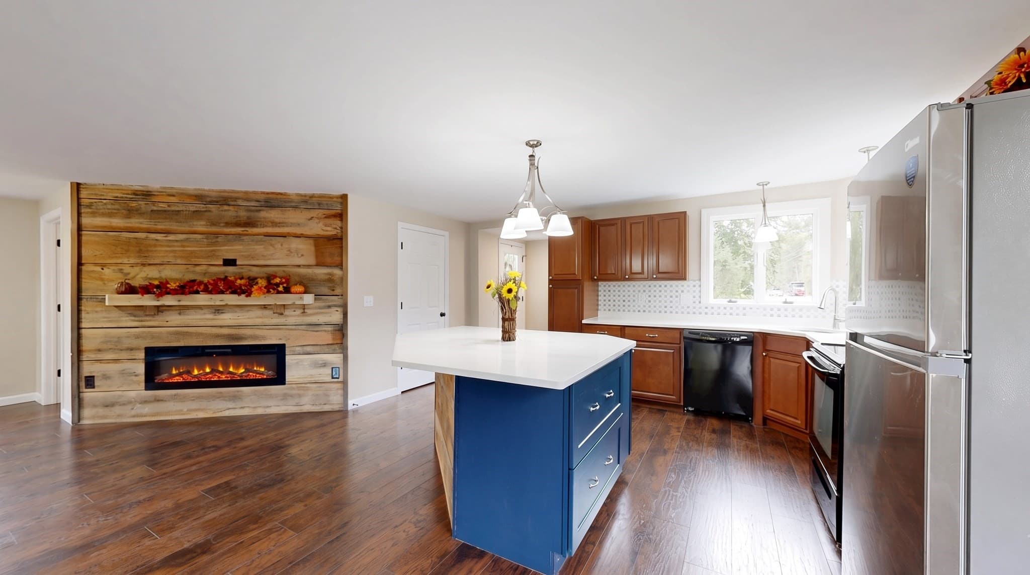 Single Family Residence at 208 Rhode Island Rd, Lakeville MA 02347, Lakeville, photo 8 of 40