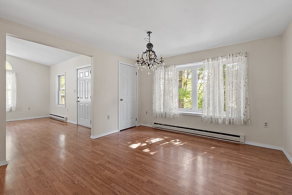 Single Family Residence at 1476 Main St, Leominster MA 01453, photo 4 of 9