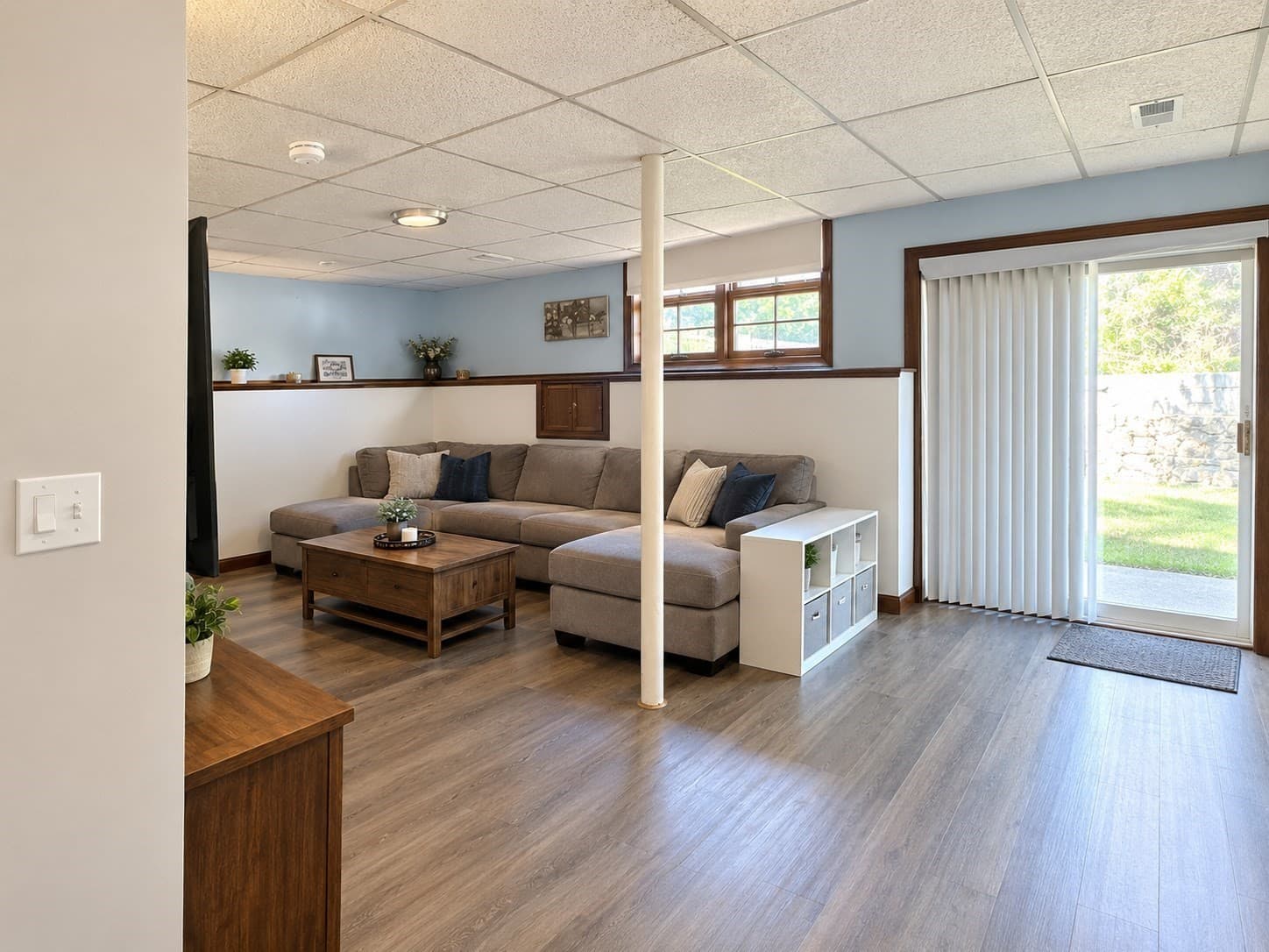 Single Family Residence at 1476 Main St, Leominster MA 01453, photo 8 of 9