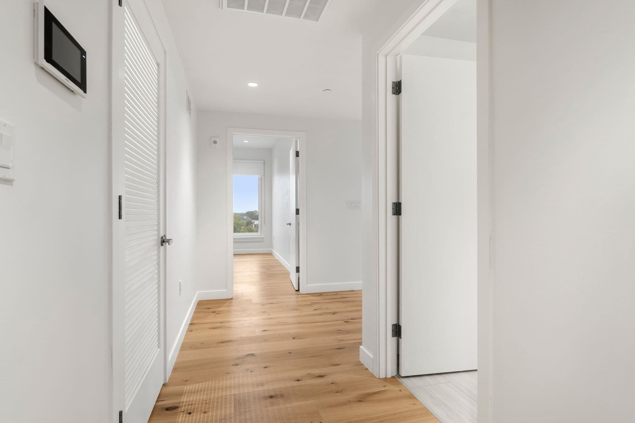 Condominium at 2149 Washington Street # 604, Boston MA 02119, Boston, photo 23 of 40