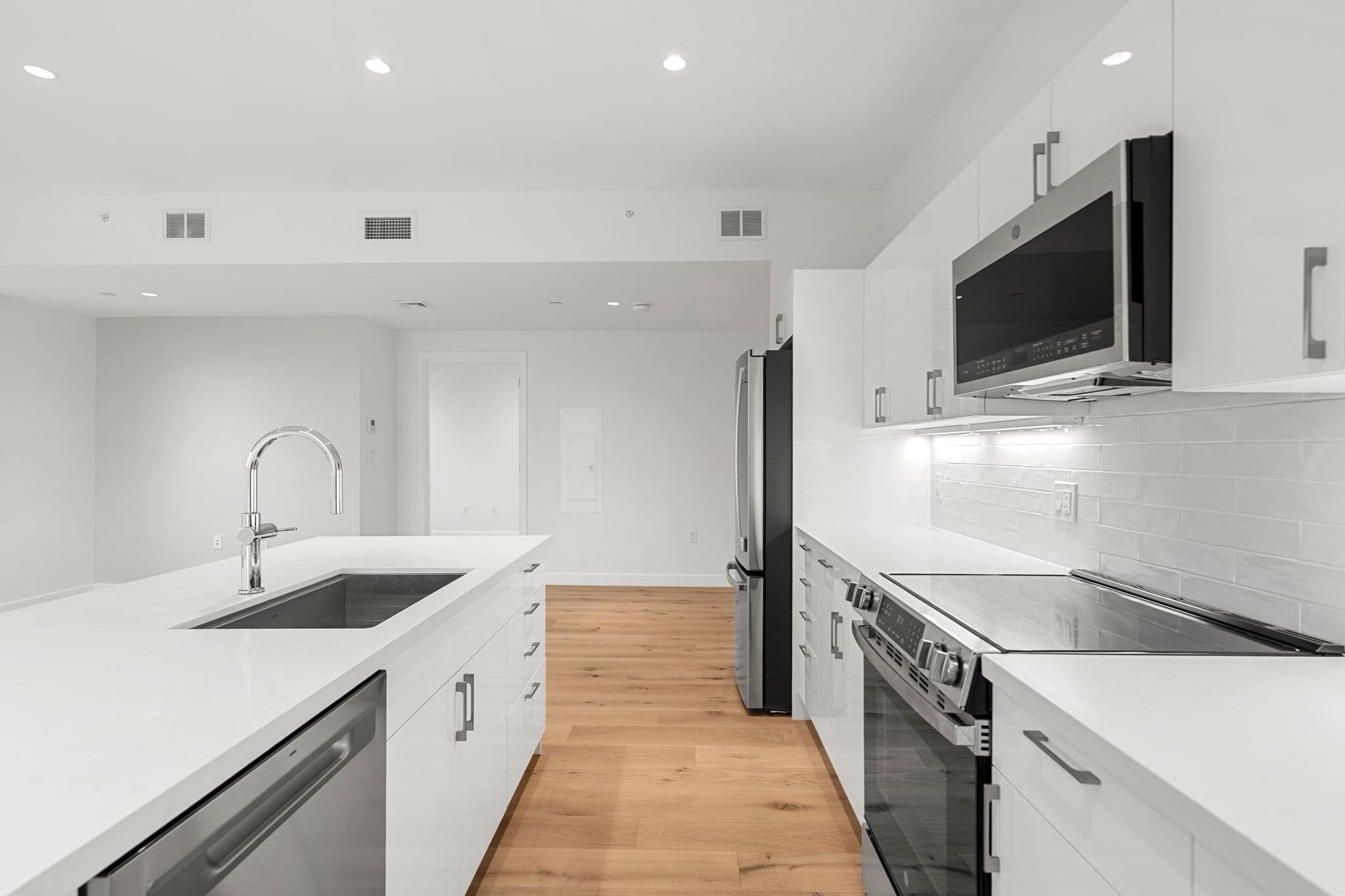 Condominium at 2149 Washington Street # 604, Boston MA 02119, Boston, photo 16 of 40