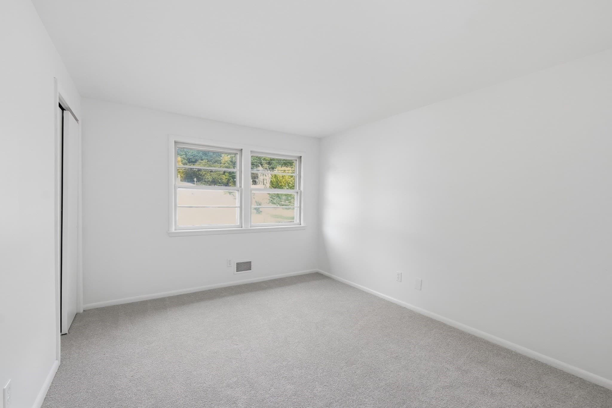 Single Family Residence at 4 Angelica Dr., Framingham MA 01701, Framingham, photo 20 of 42