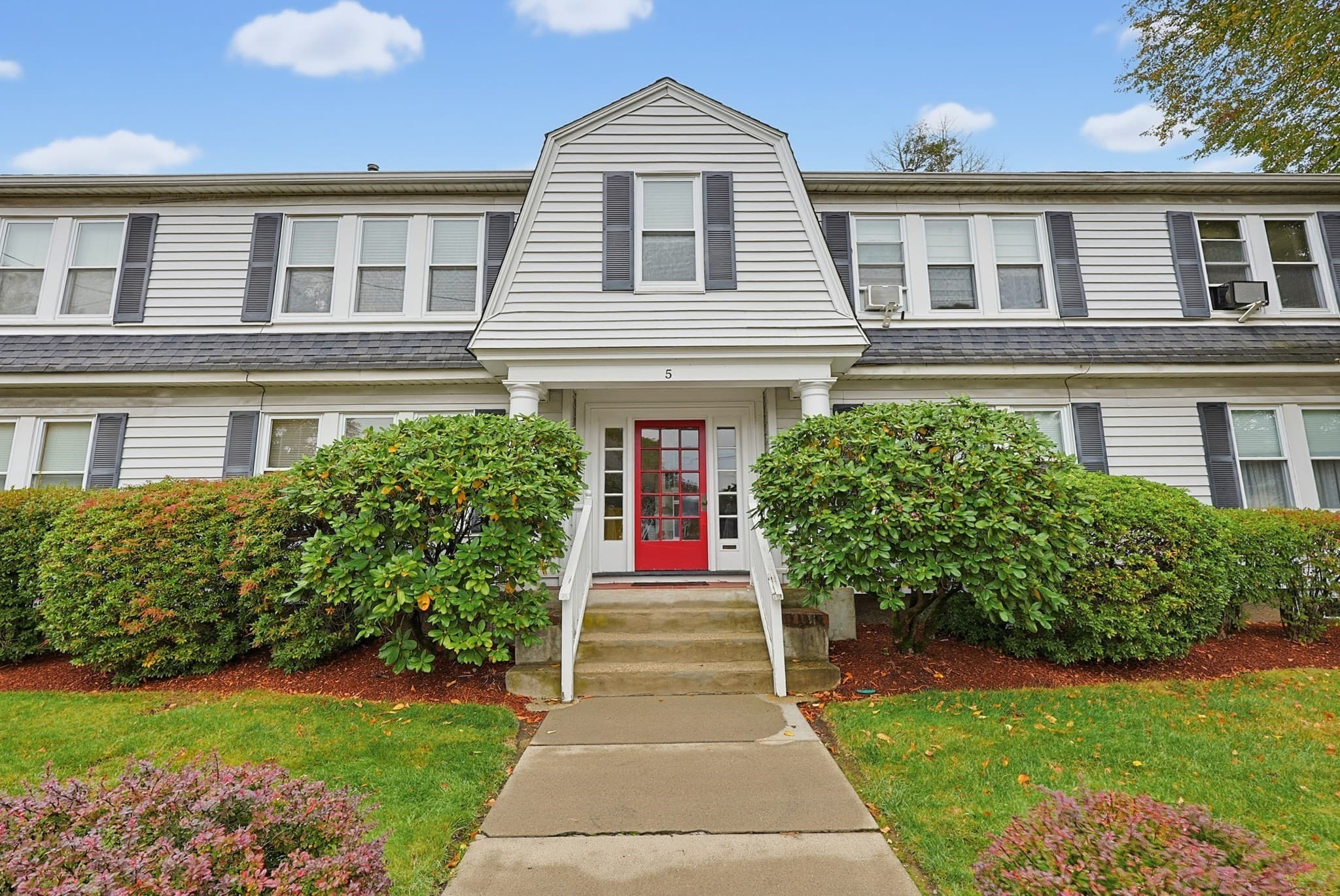 5 Walnut St # 1, Framingham MA 01702