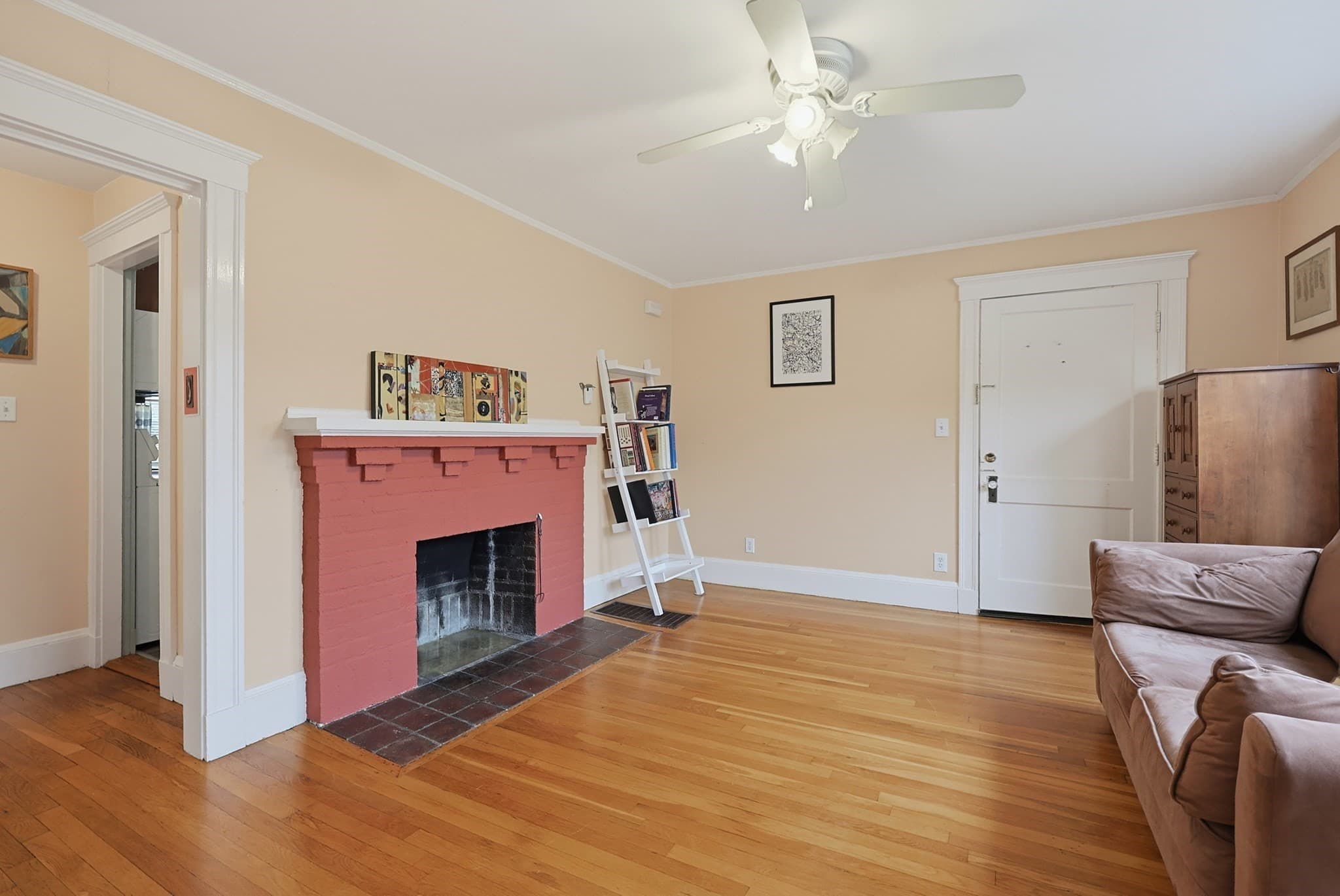 Condominium at 5 Walnut St # 1, Framingham MA 01702, photo 4 of 26