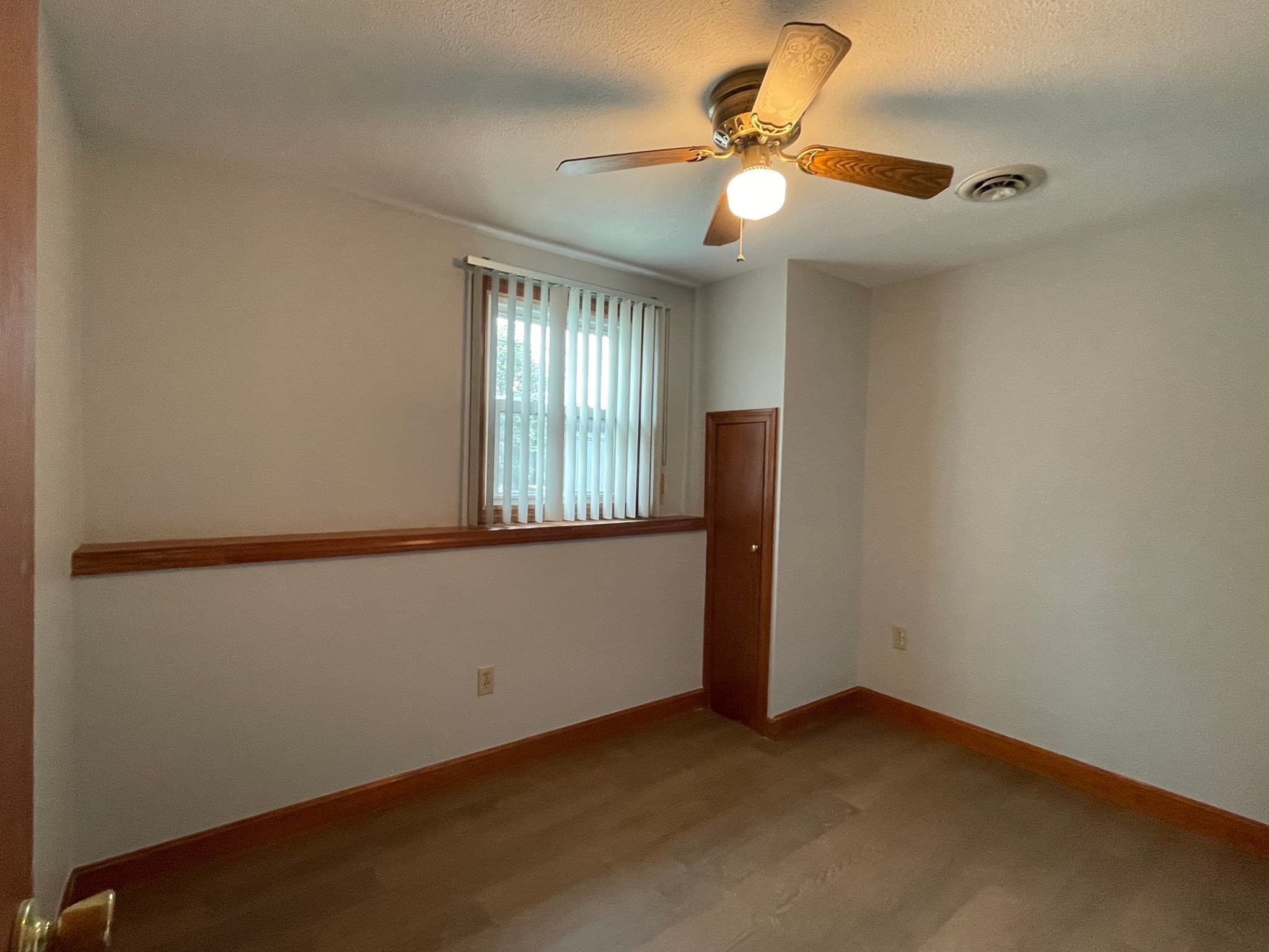 Single Family Residence at 28 Lewis Street, Fall River MA 02720, Fall River, photo 7 of 10