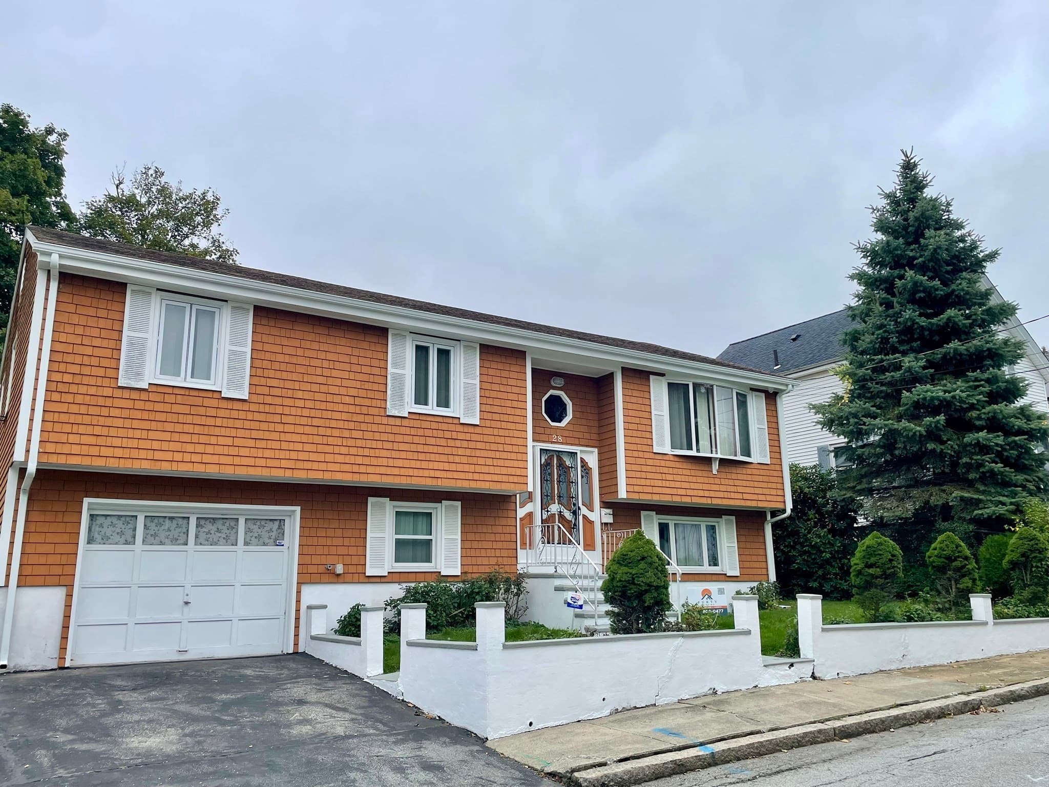 28 Lewis Street, Fall River MA 02720