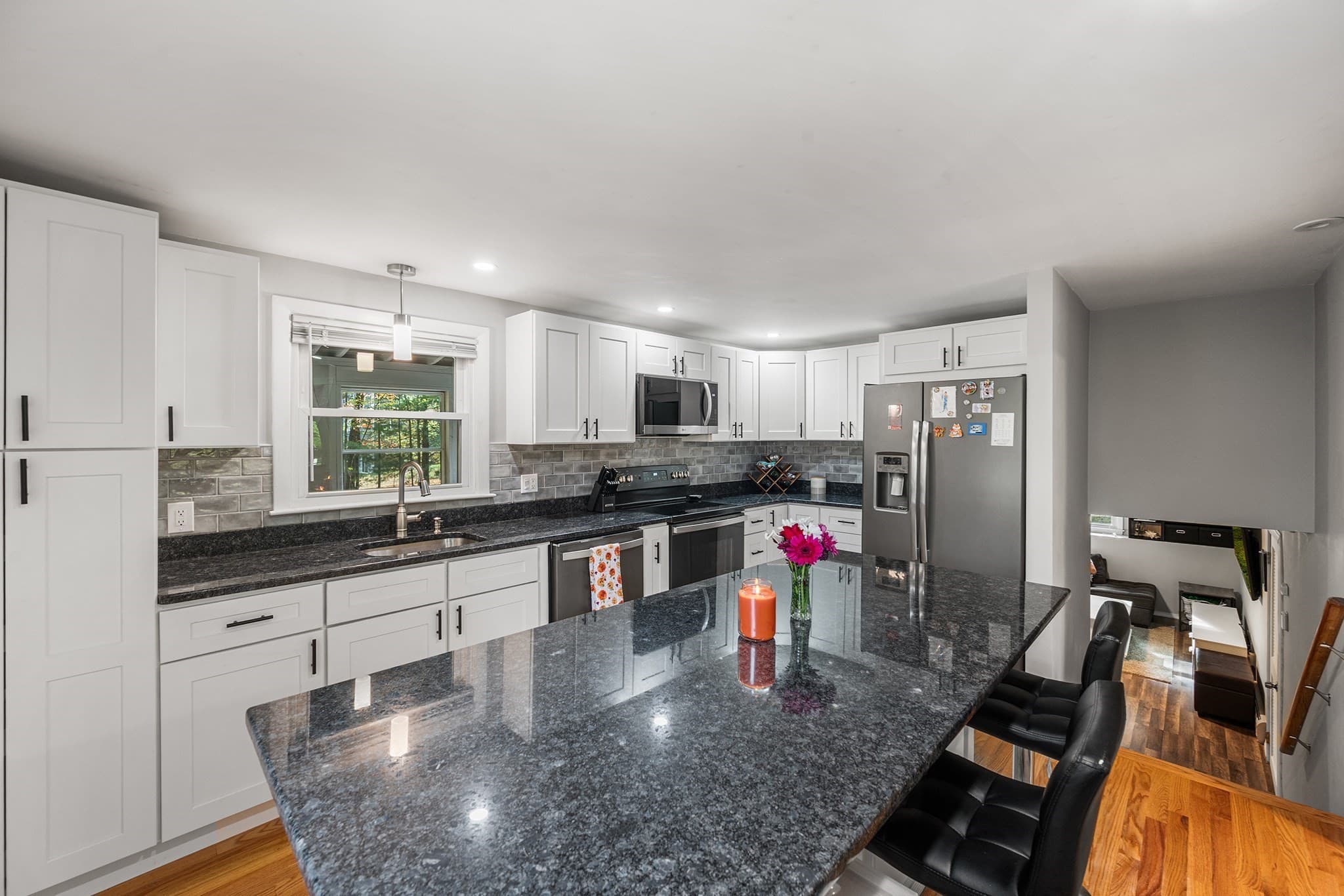 Single Family Residence at 95 Baldwin Rd, Billerica MA 01821, Billerica, photo 7 of 40