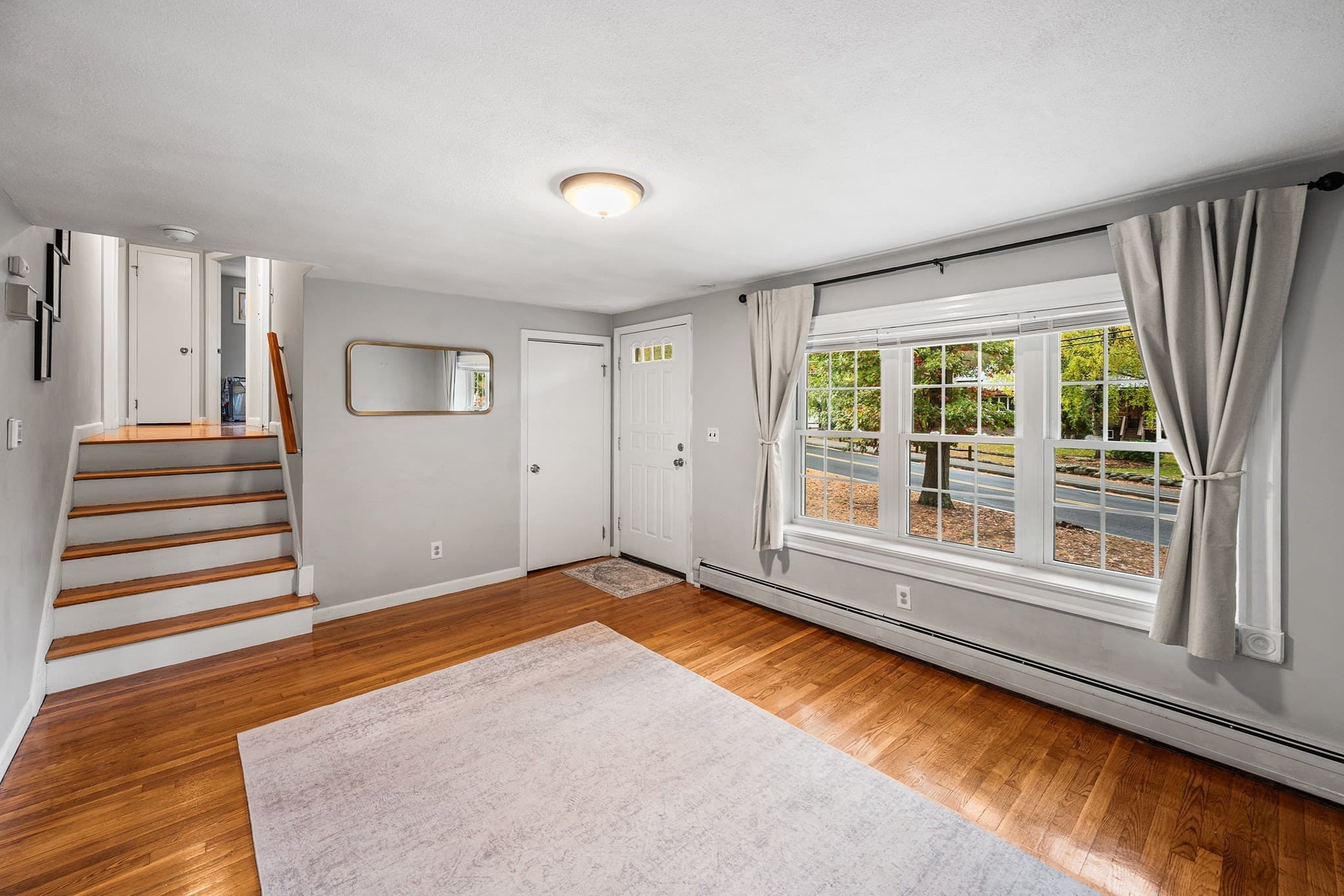 Single Family Residence at 95 Baldwin Rd, Billerica MA 01821, Billerica, photo 4 of 40