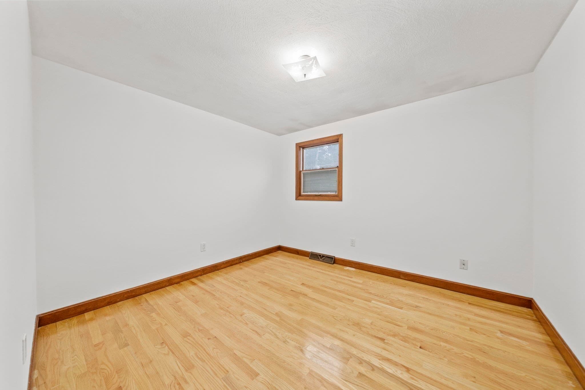 Single Family Residence at 9 Vine Street, Randolph MA 02368, Randolph, photo 17 of 41