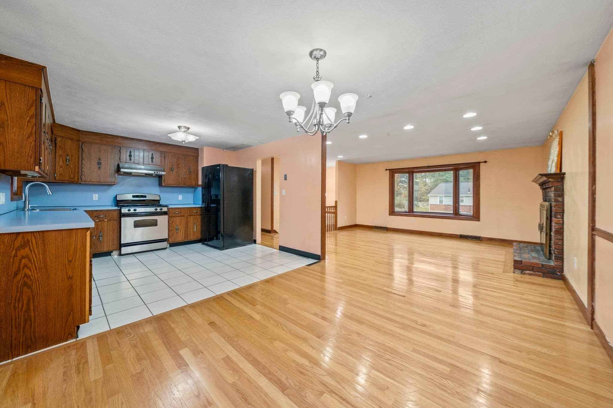 Single Family Residence at 9 Vine Street, Randolph MA 02368, Randolph, photo 4 of 41