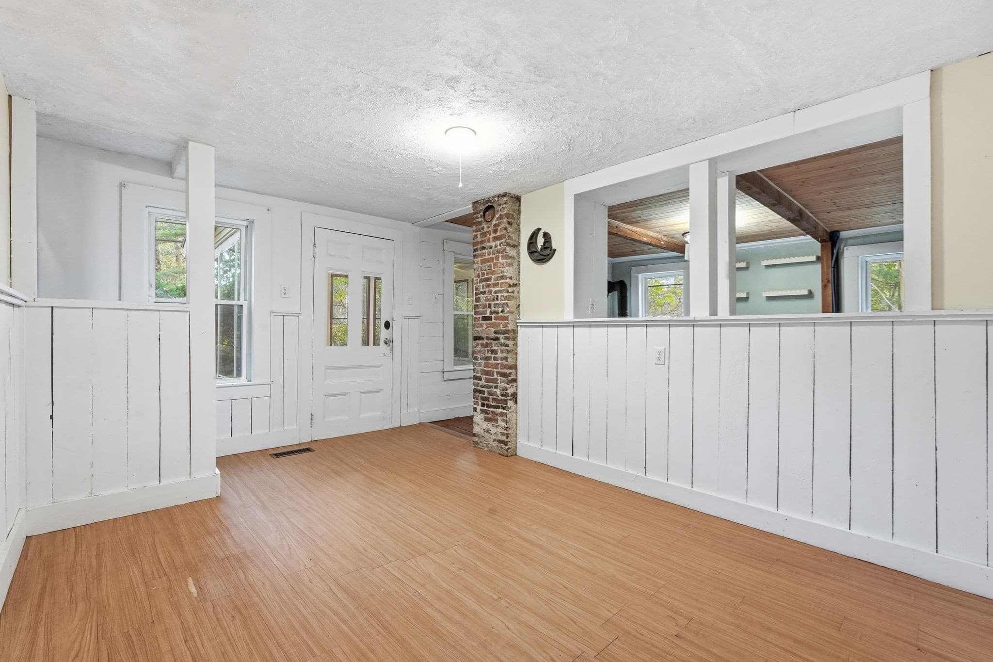 Single Family Residence at 163 Leverett Rd, Shutesbury MA 01072, photo 6 of 34