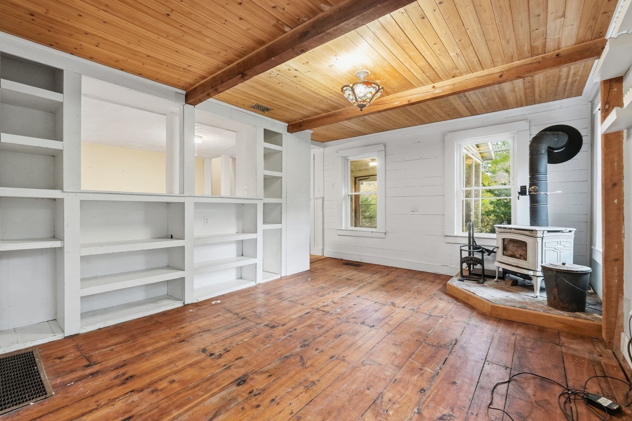 163 Leverett Rd, Shutesbury MA 01072
