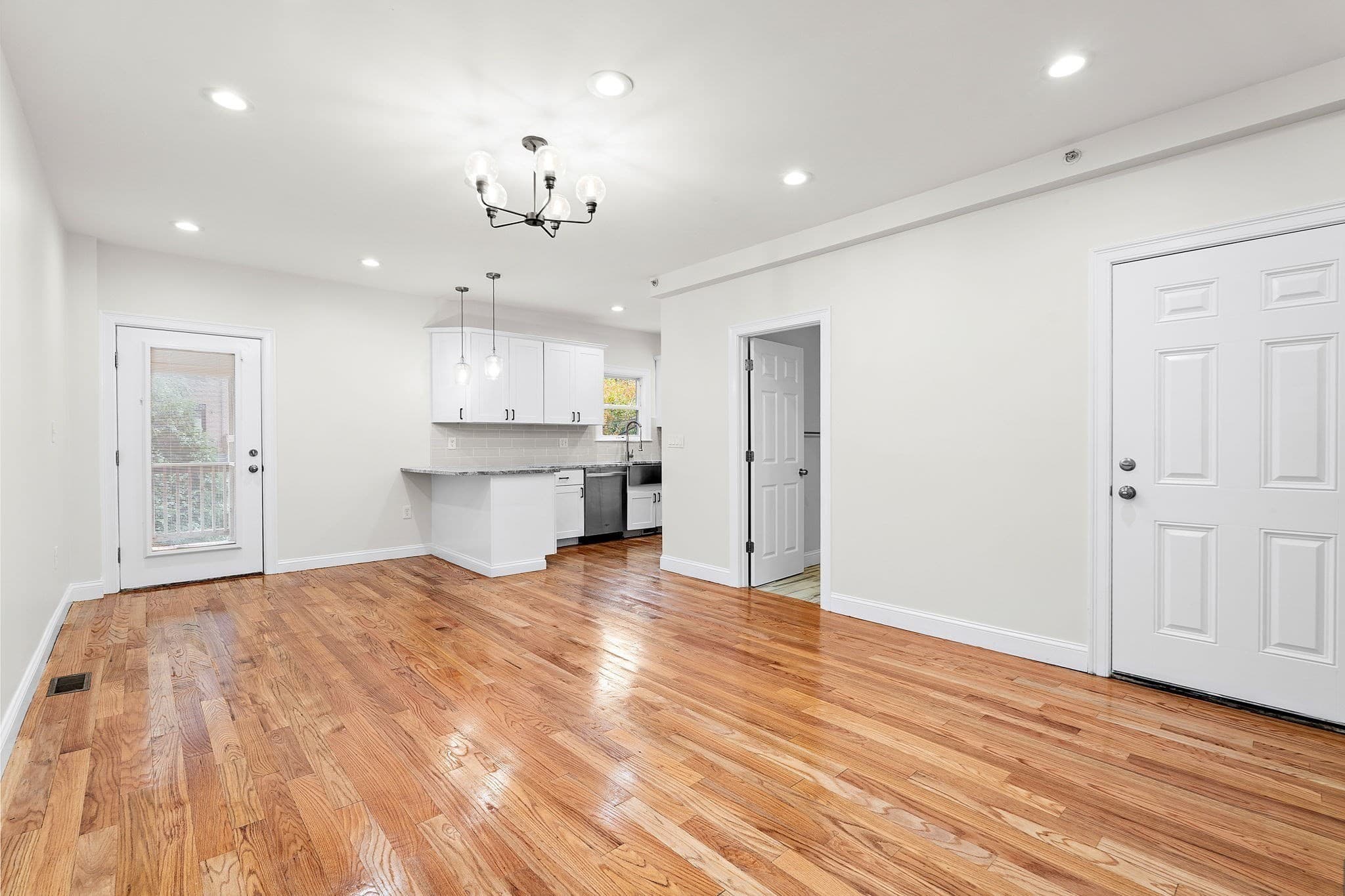 Condominium at 108 Bennington St # 1, Boston MA 02128, Boston, photo 7 of 29
