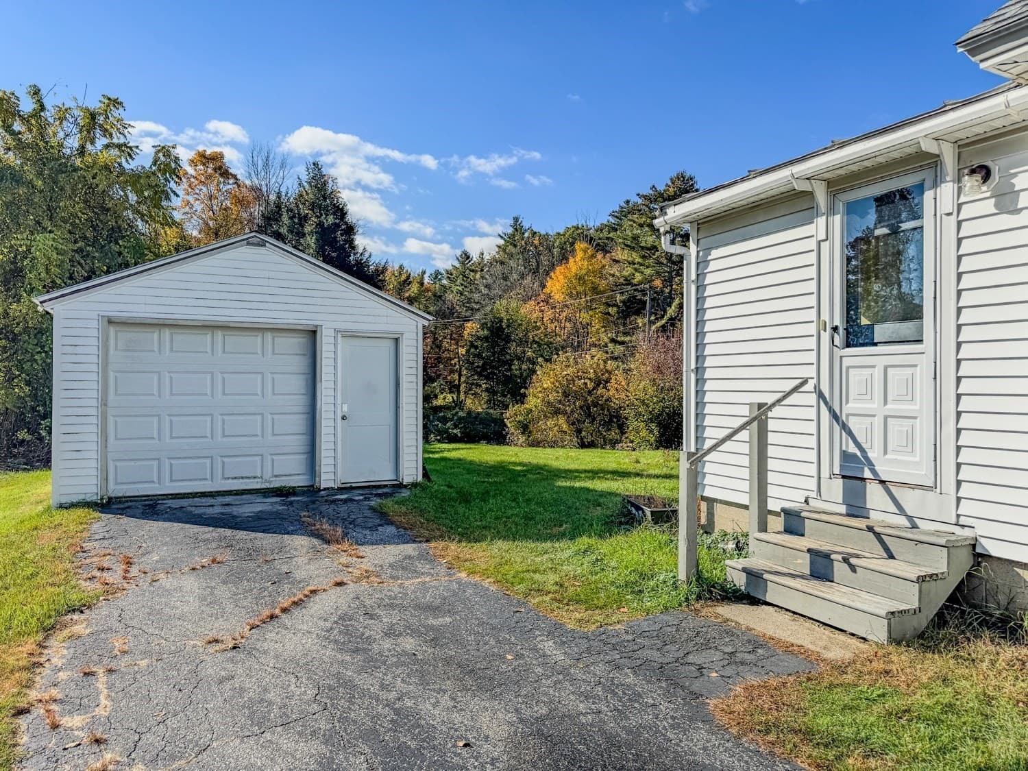 Single Family Residence at 81 Maple Street, Northfield MA 01360, Northfield, photo 4 of 40