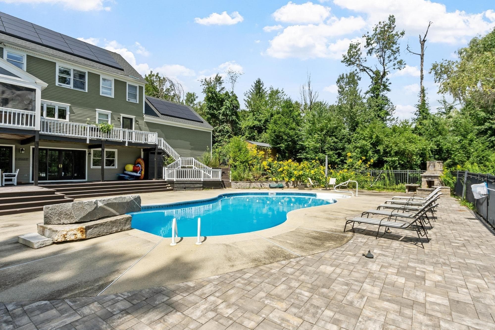 Single Family Residence at 11 Francis Ave, Lunenburg MA 01462, Lunenburg, photo 37 of 42