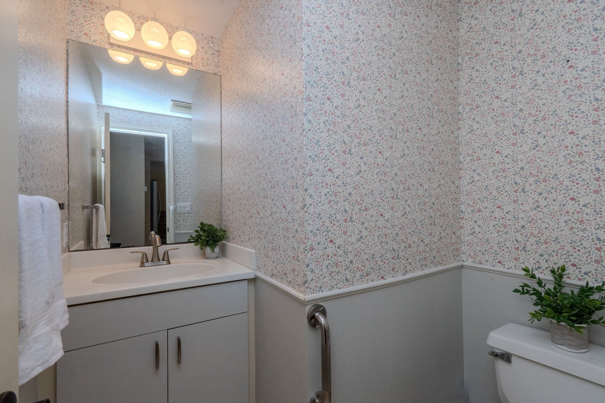 Condominium at 40 John Hall Cartway # 40, Yarmouth MA 02675, photo 18 of 42