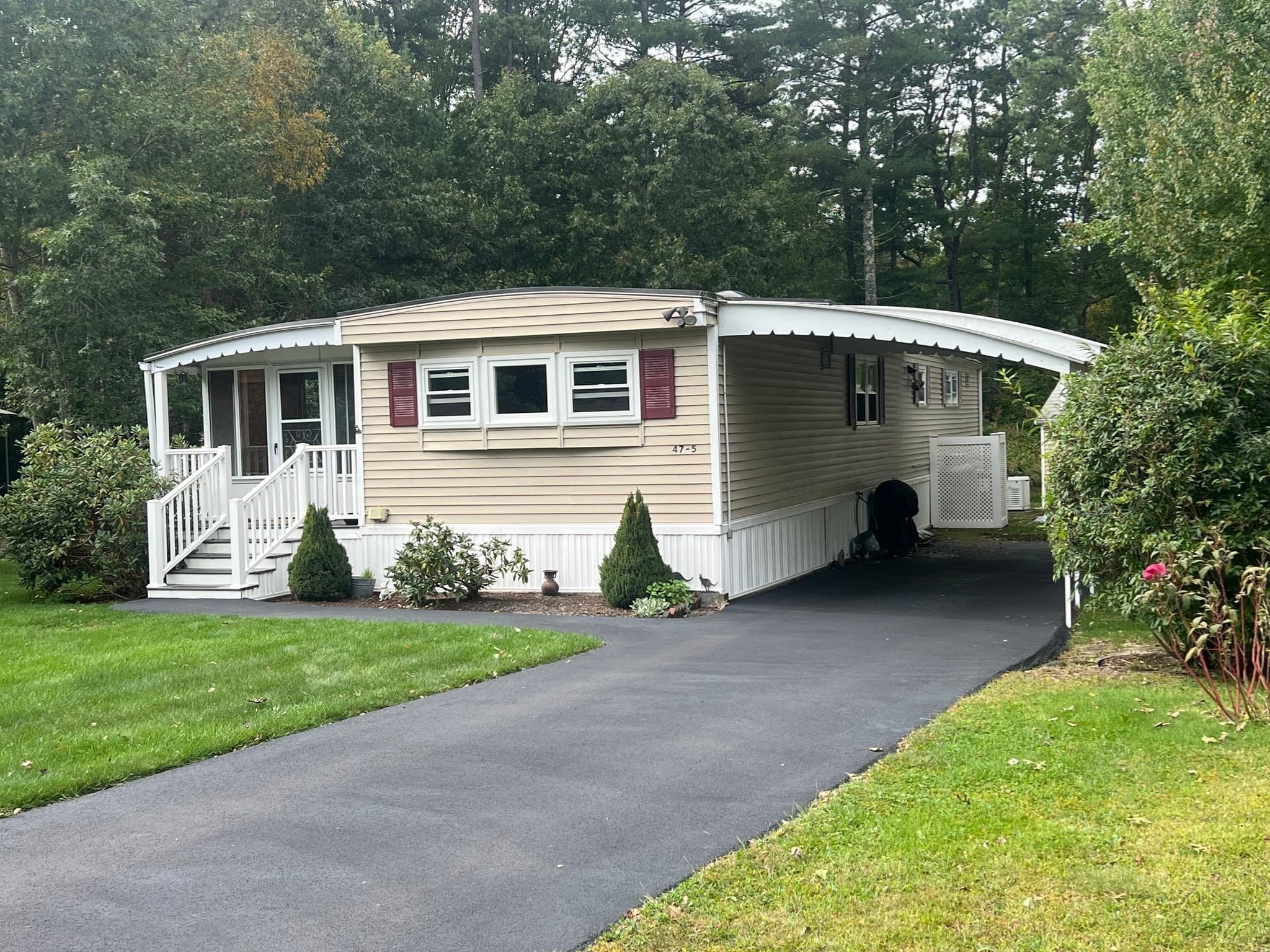 Mobile Home at 47-5 South Meadow Village, Carver MA 02330, Carver, photo 2 of 25