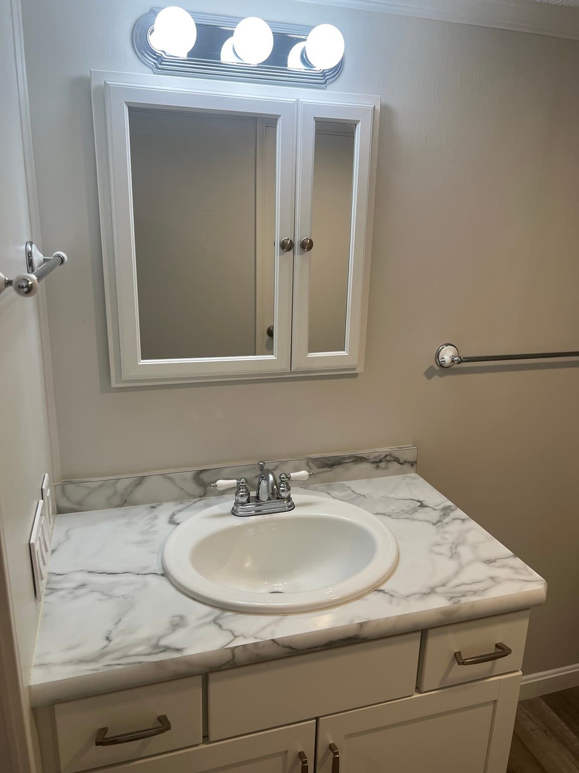 Mobile Home at 47-5 South Meadow Village, Carver MA 02330, Carver, photo 10 of 25
