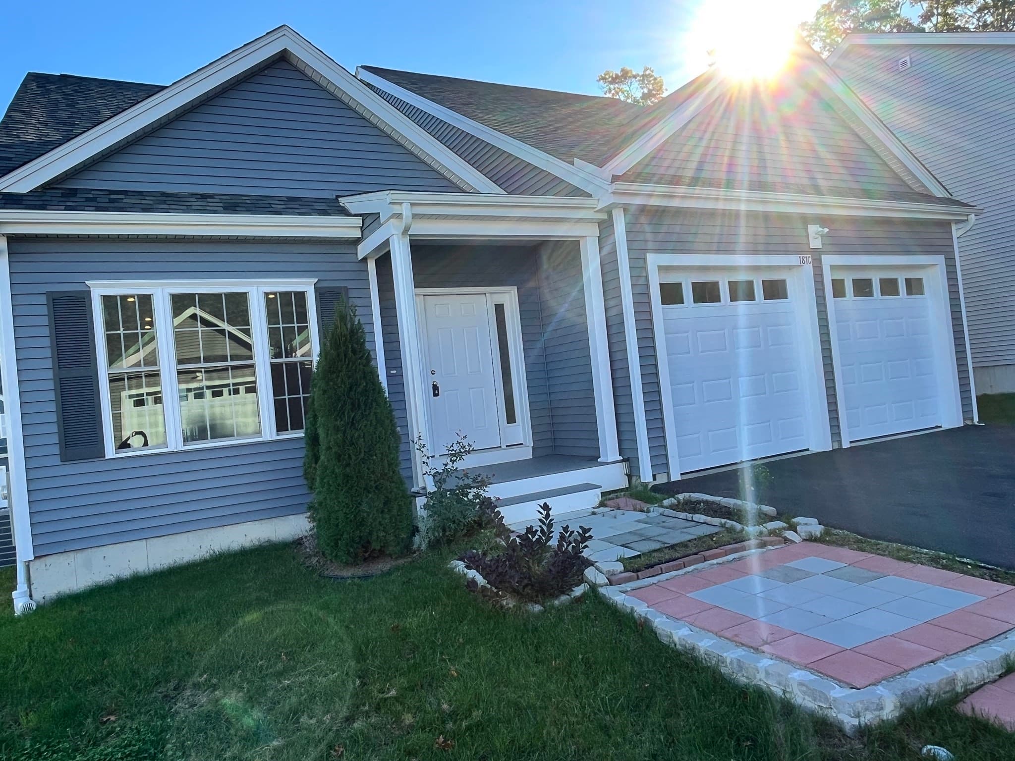 181 Crownshield Ave # C, Uxbridge MA 01569