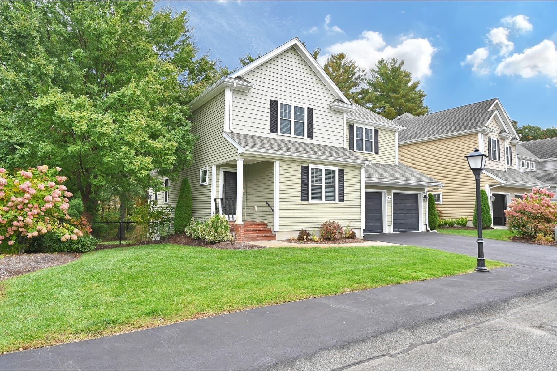 Condominium at 55 Surrey Ln # 55, East Bridgewater MA 02333, photo 2 of 42