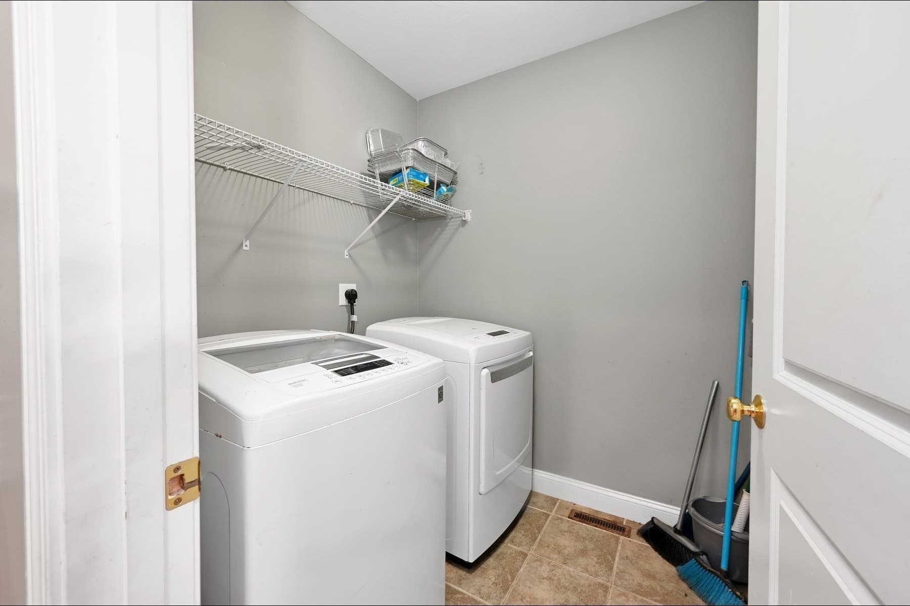 Condominium at 55 Surrey Ln # 55, East Bridgewater MA 02333, photo 15 of 42