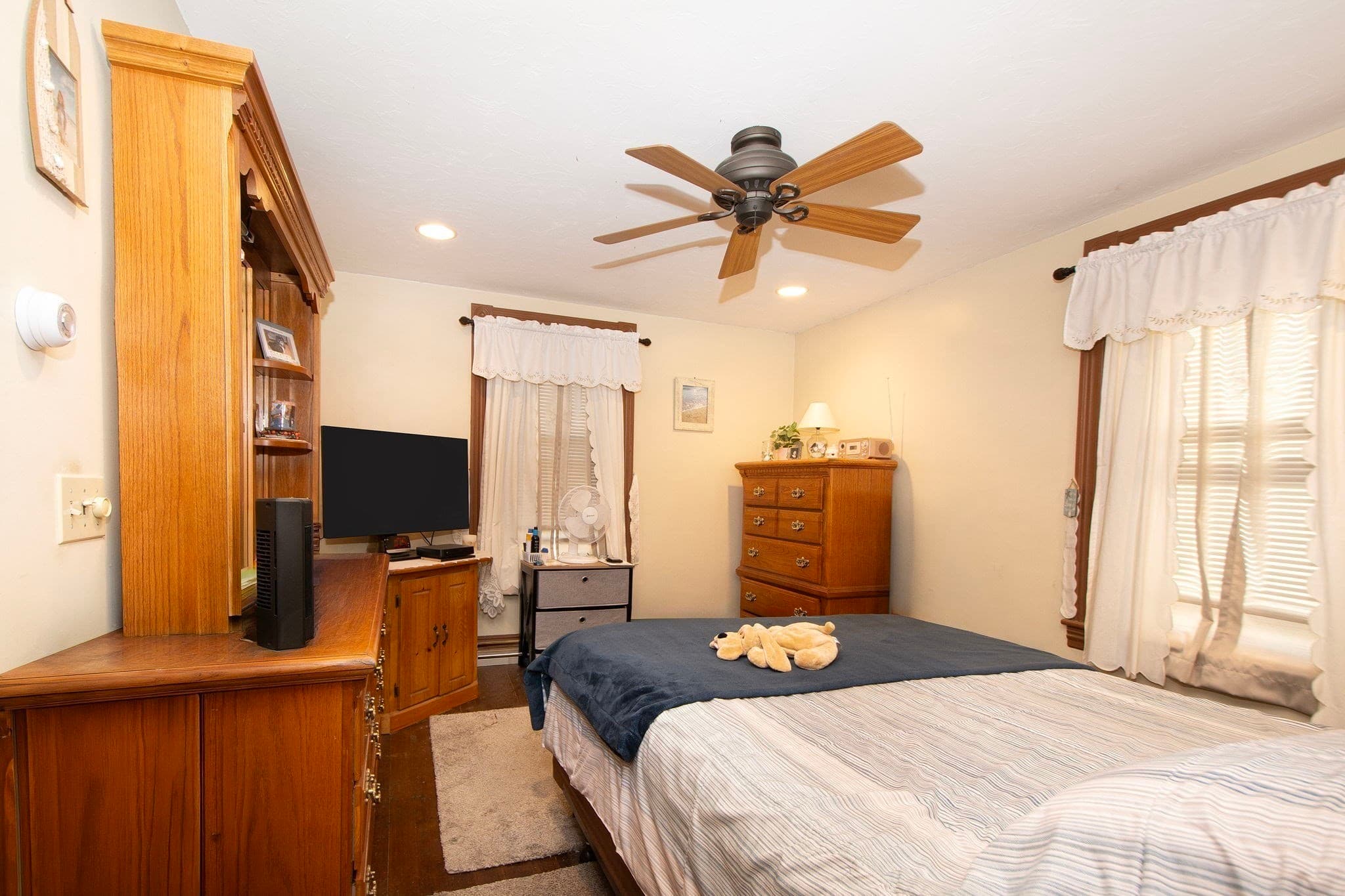 2 Family - 2 Units Up/Down at 66-68 Reed St, Rockland MA 02370, Rockland, photo 10 of 20