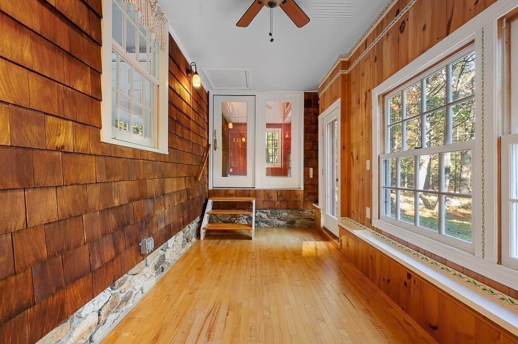 Single Family Residence at 27 Grimes Rd, Hubbardston MA 01452, photo 12 of 42