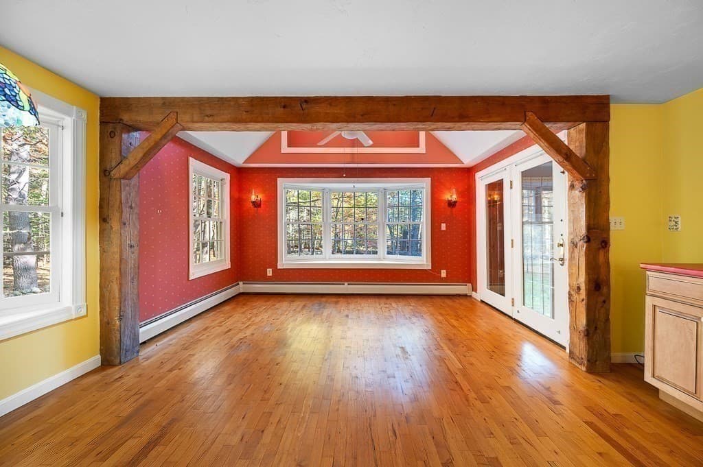 Single Family Residence at 27 Grimes Rd, Hubbardston MA 01452, photo 9 of 42